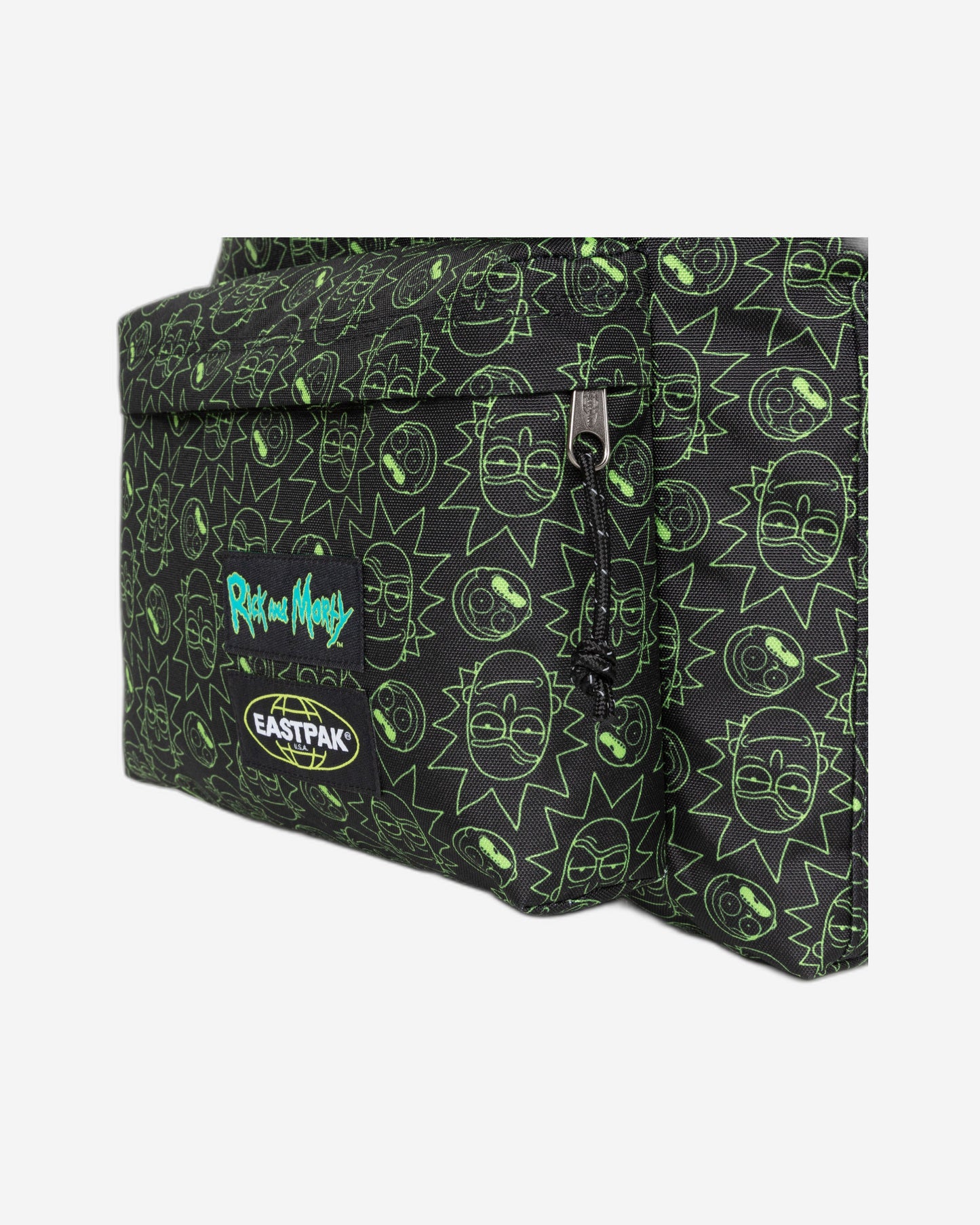 حقيبة ظهر إيست باك داي باك آر رام سوداء متوسطة الحجم - EK0A5BG43K41