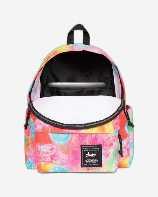 حقيبة ظهر Eastpak Day Pak'R Fluo Clouds متوسطة الحجم مع حامل زجاجات وجيب للكمبيوتر المحمول - EK0A5BG43O91
