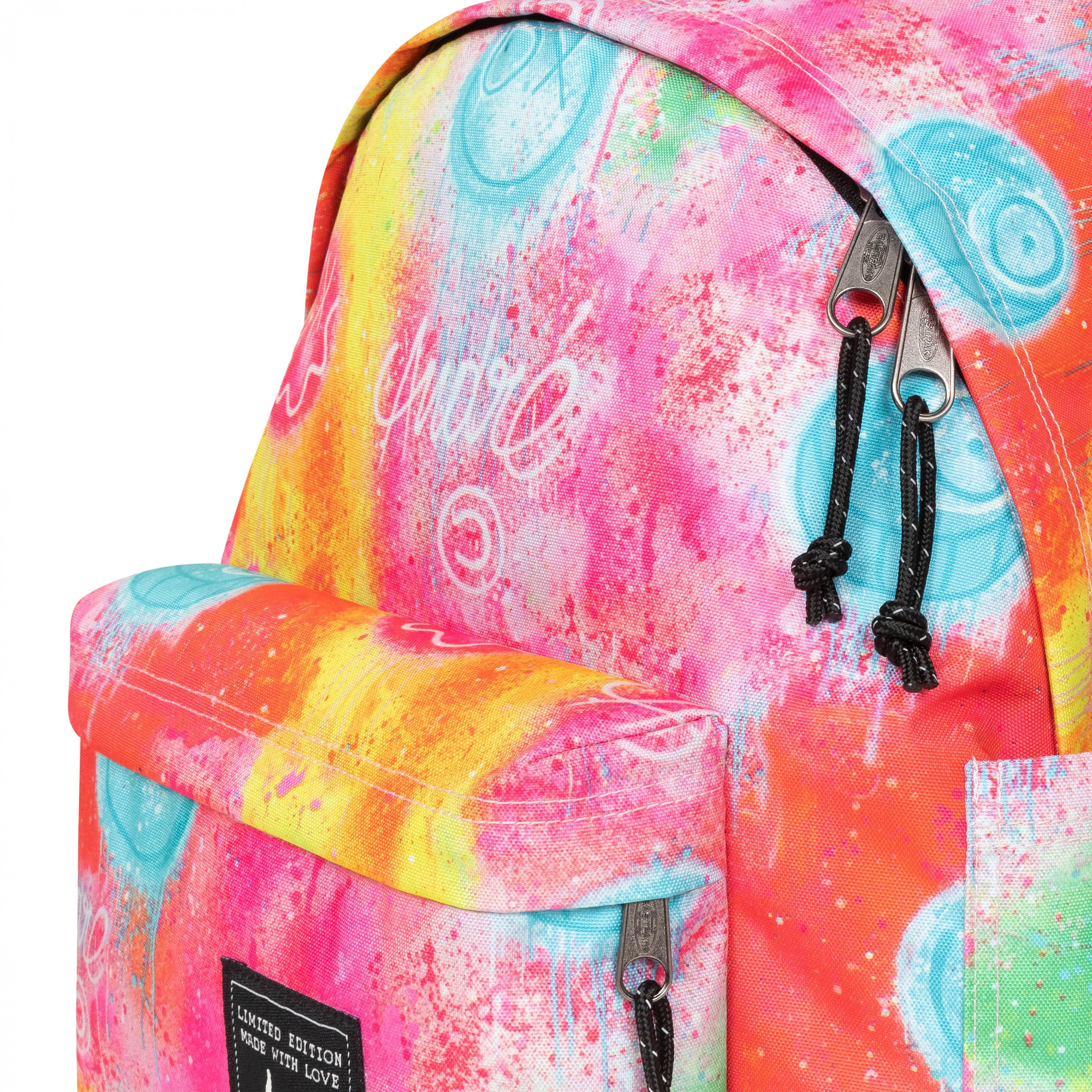 حقيبة ظهر Eastpak Day Pak'R Fluo Clouds متوسطة الحجم مع حامل زجاجات وجيب للكمبيوتر المحمول - EK0A5BG43O91