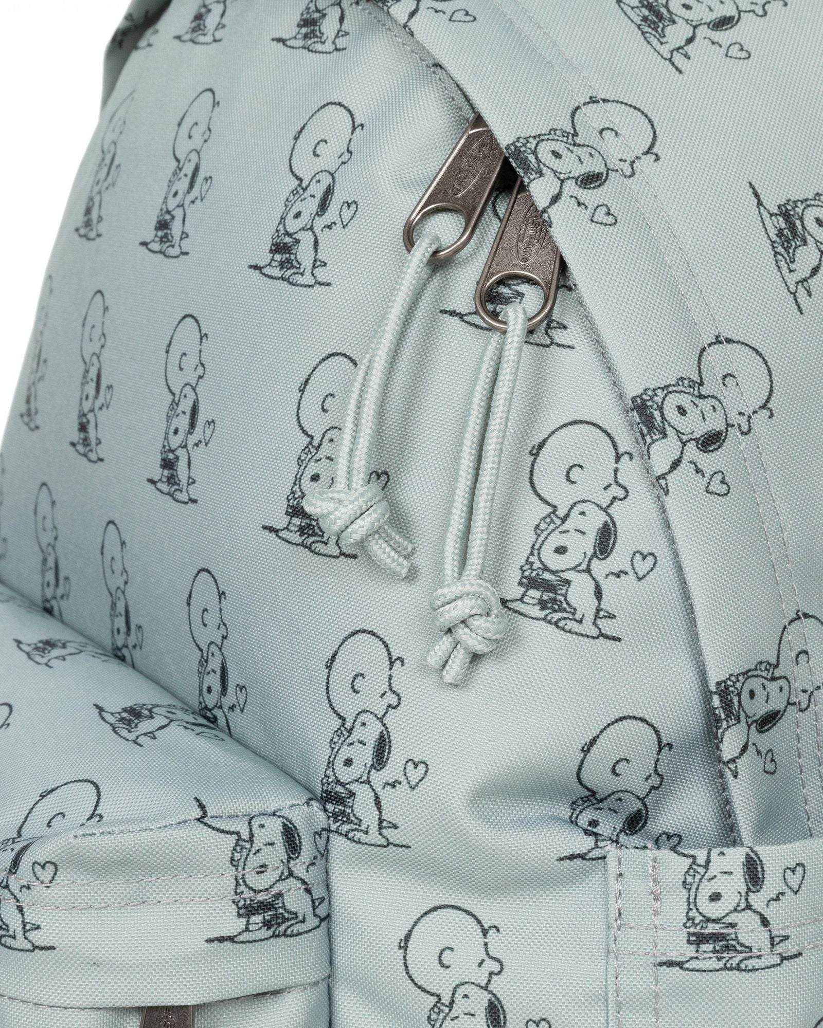 حقيبة ظهر Eastpak Day Pak'R Peanuts Mint متوسطة الحجم مع حامل زجاجات وجيب للكمبيوتر المحمول - EK0A5BG46O81