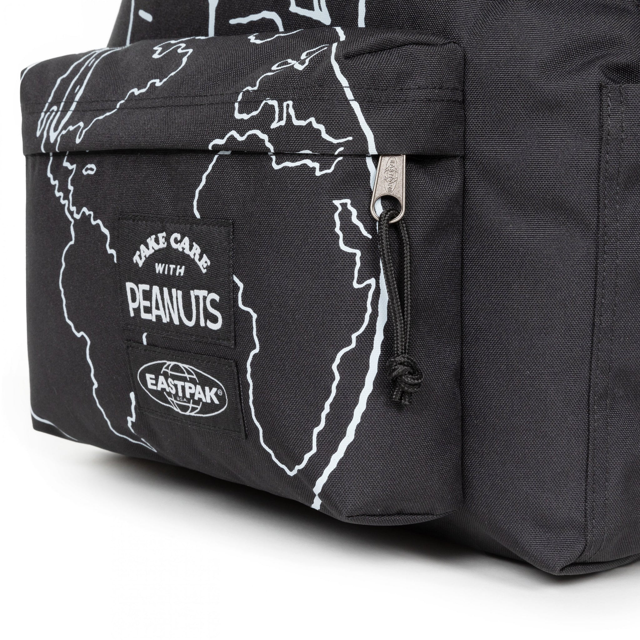حقيبة ظهر Eastpak Day Pak'R Peanuts Placed متوسطة الحجم مع حامل زجاجات وجيب للكمبيوتر المحمول - EK0A5BG47O11