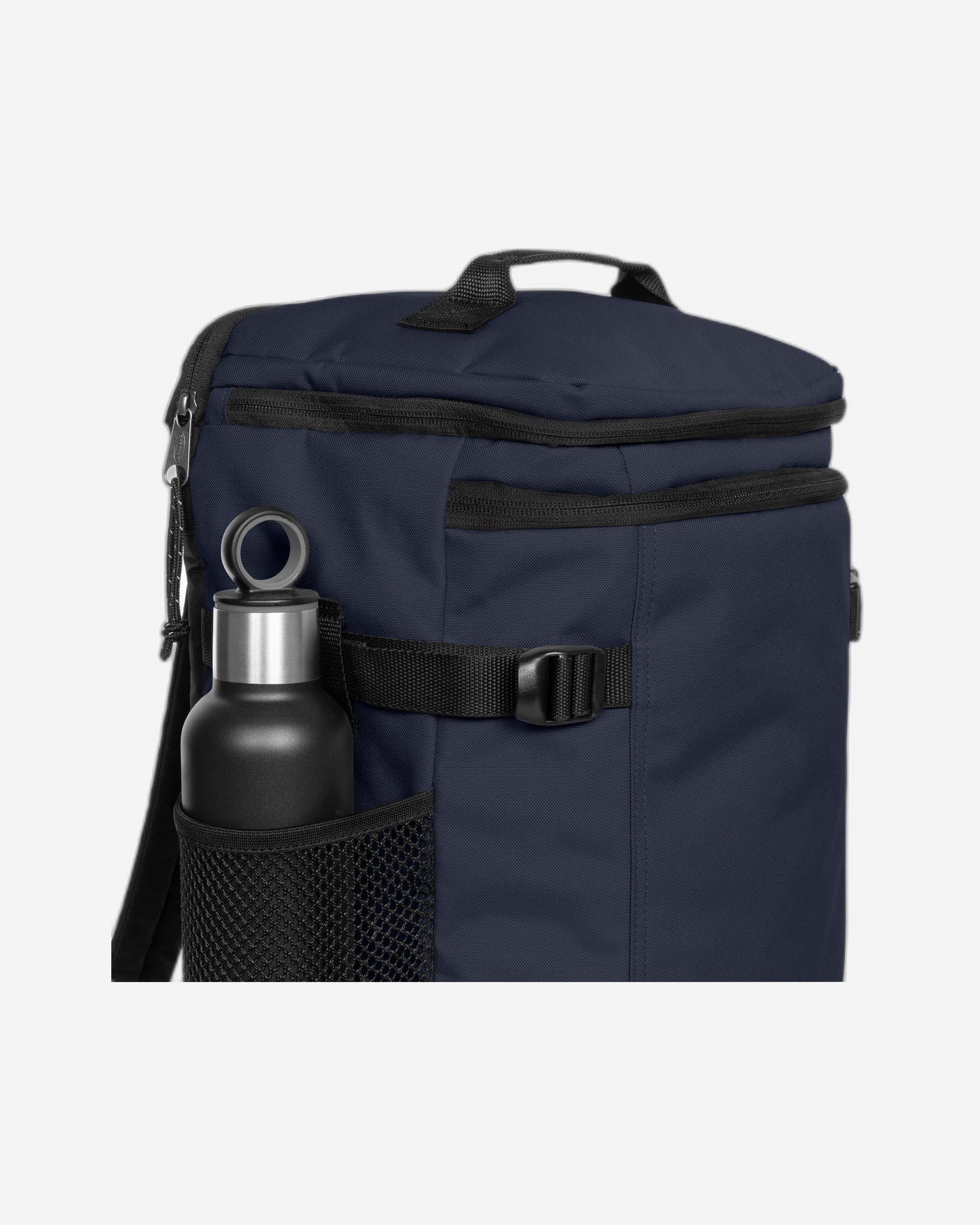 حقيبة دافل متوسطة الحجم من إيست باك كاراي باك ألترا مارين - EK0A5BHJL831