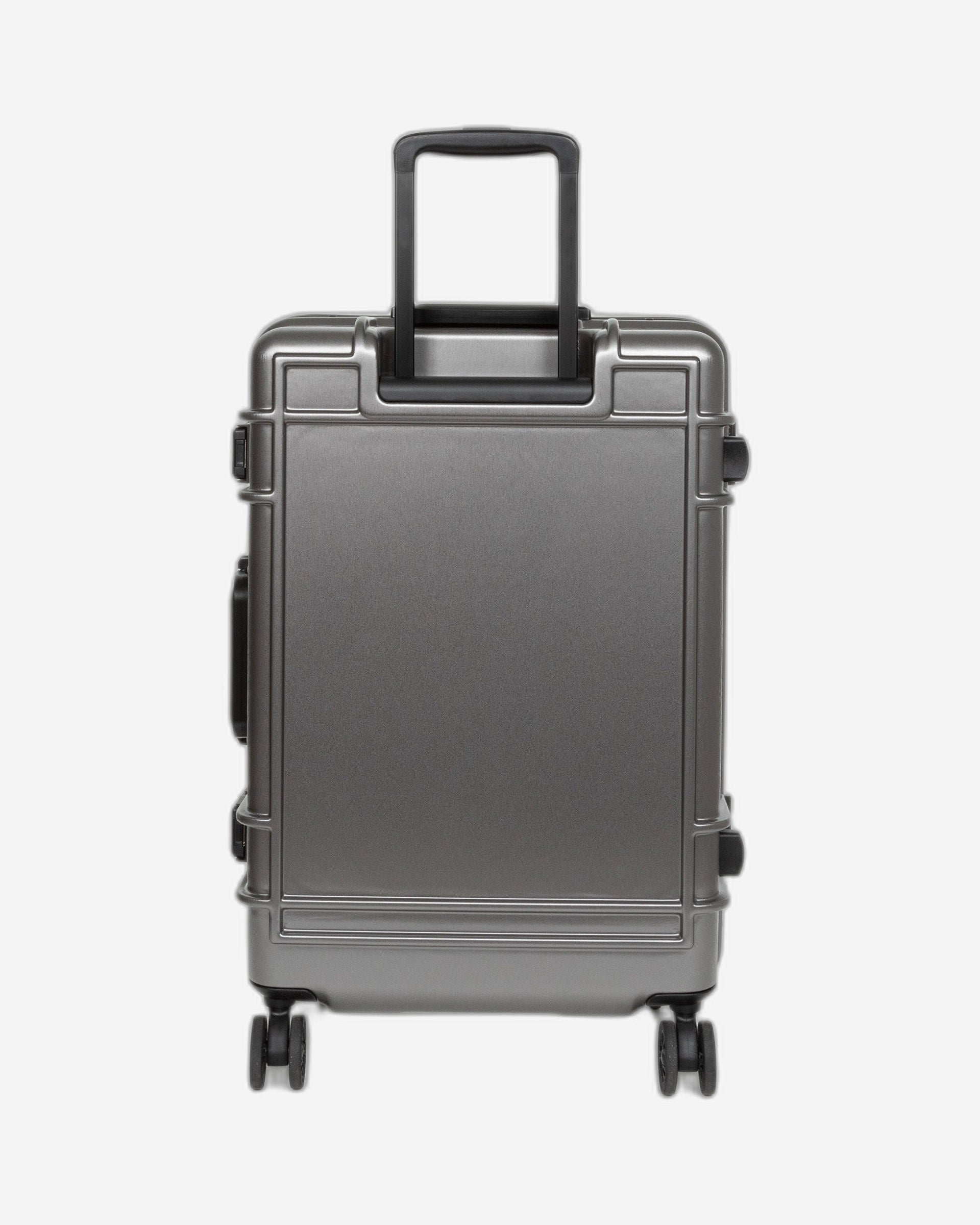 حقيبة أمتعة صلبة غير قابلة للتمدد من إيست باك ريزيست آر