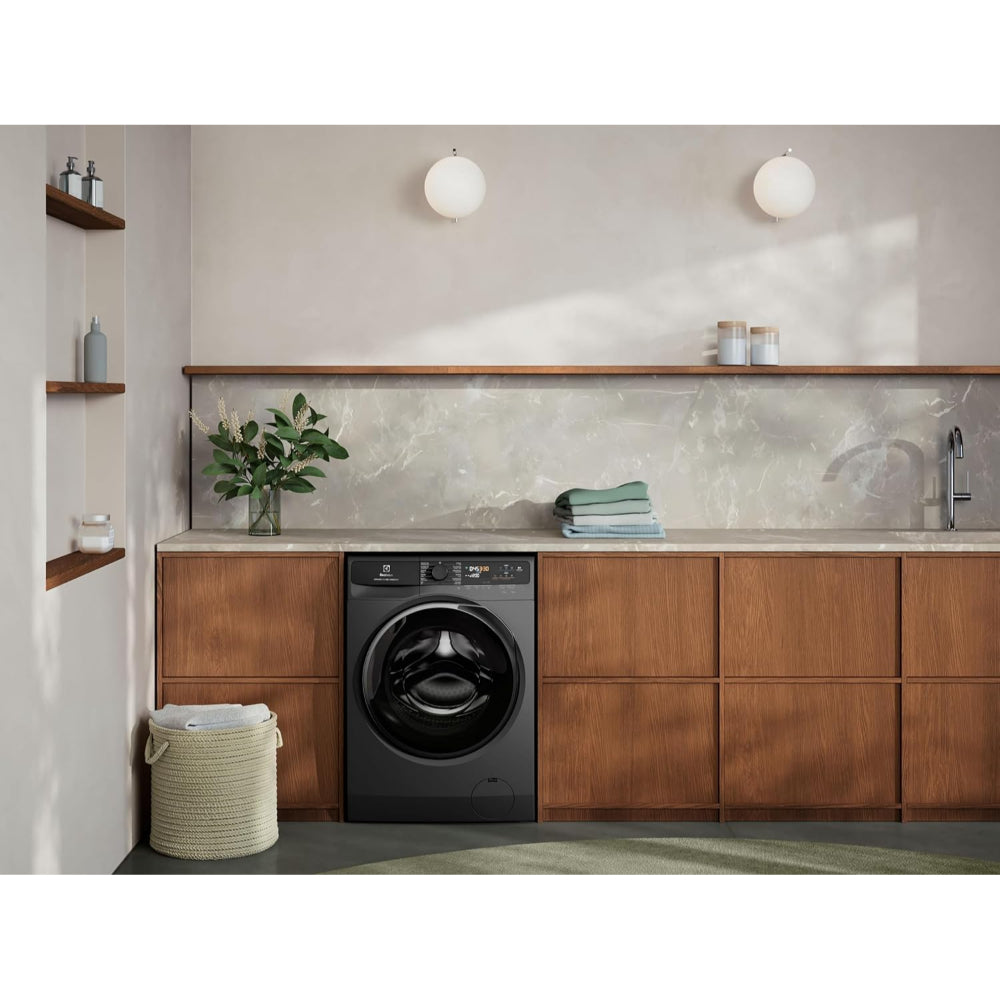 غسالة ومجفف ملابس إلكترولوكس ذات التحميل الأمامي 9 كجم/6 كجم