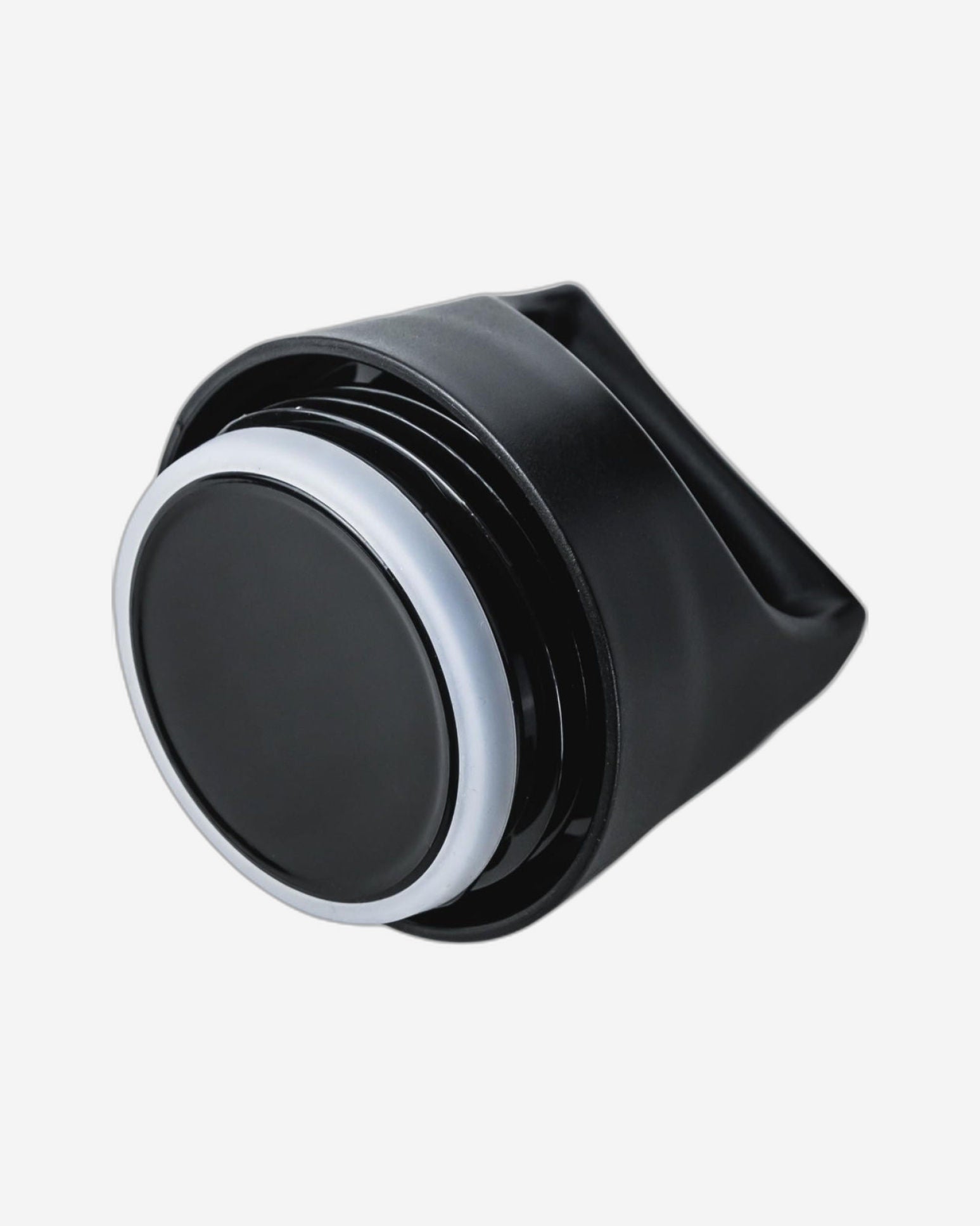 زجاجة سفر معزولة بالفراغ من نيسان، مصنوعة من الفولاذ المقاوم للصدأ بجدار مزدوج، مناسبة للمياه والشاي المثلج والقهوة الساخنة والعصائر وغيرها (أسود، 720 مل)