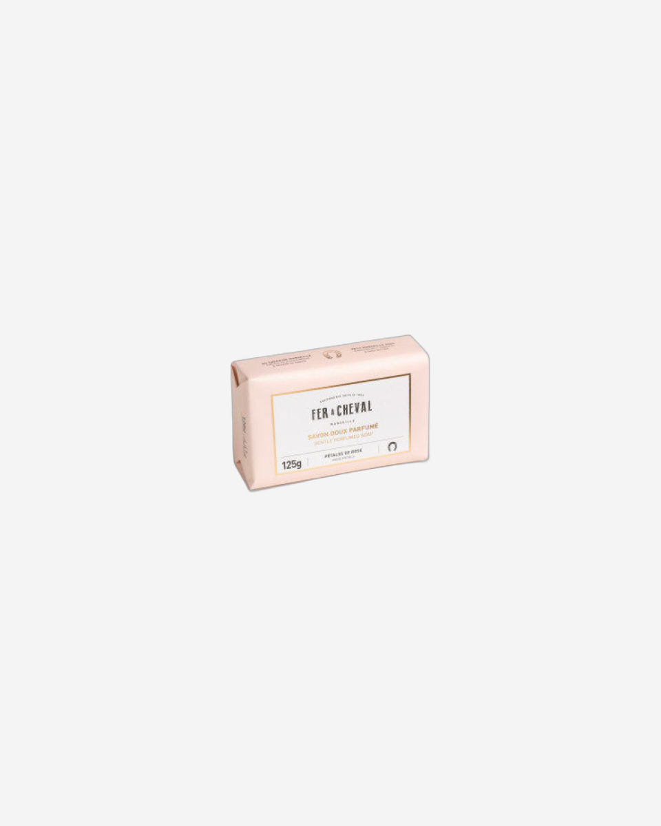 Fer A Cheval "Savon Doux Parfumé" صابون معطر لطيف - بتلات الورد