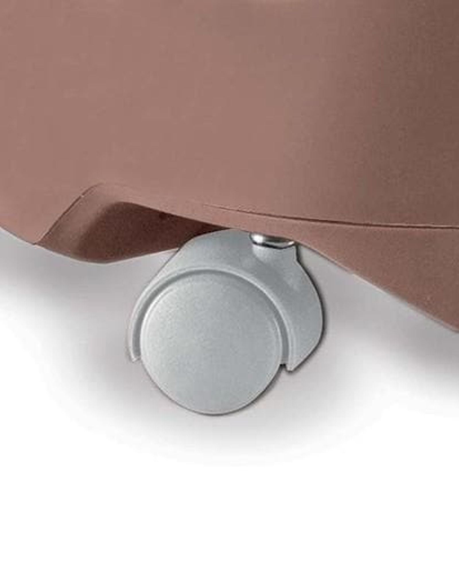 مكواة بخار الملابس كينوود