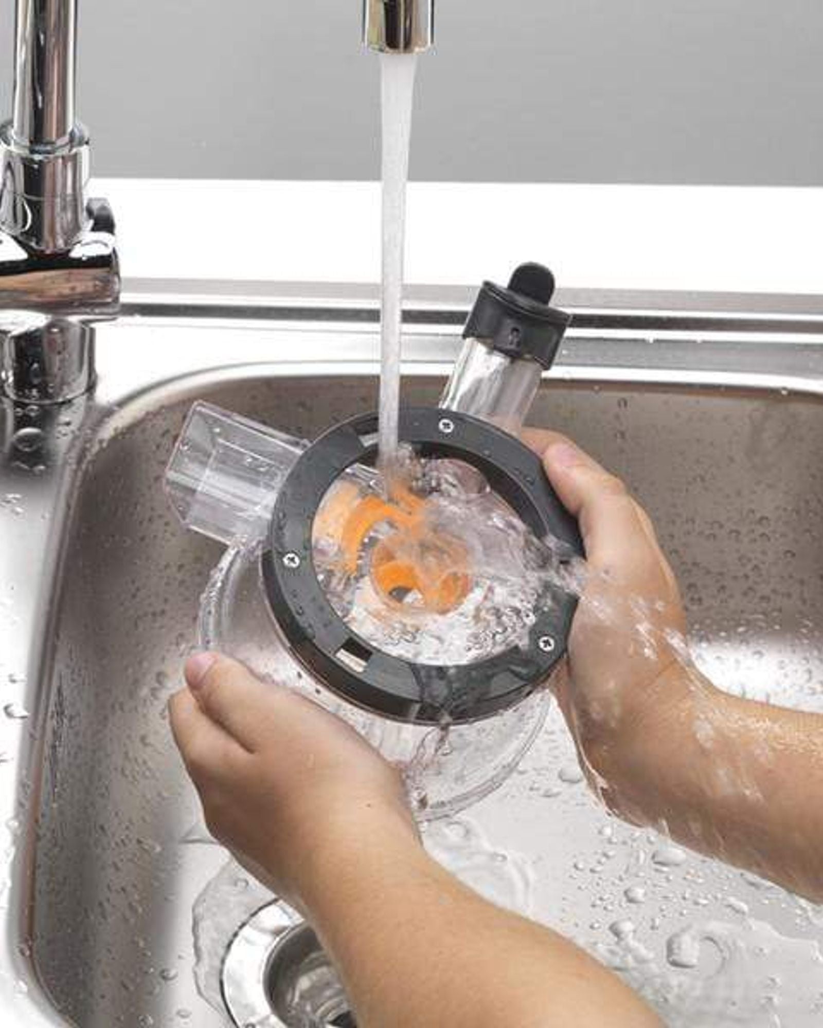 عصارة كينوود البطيئة