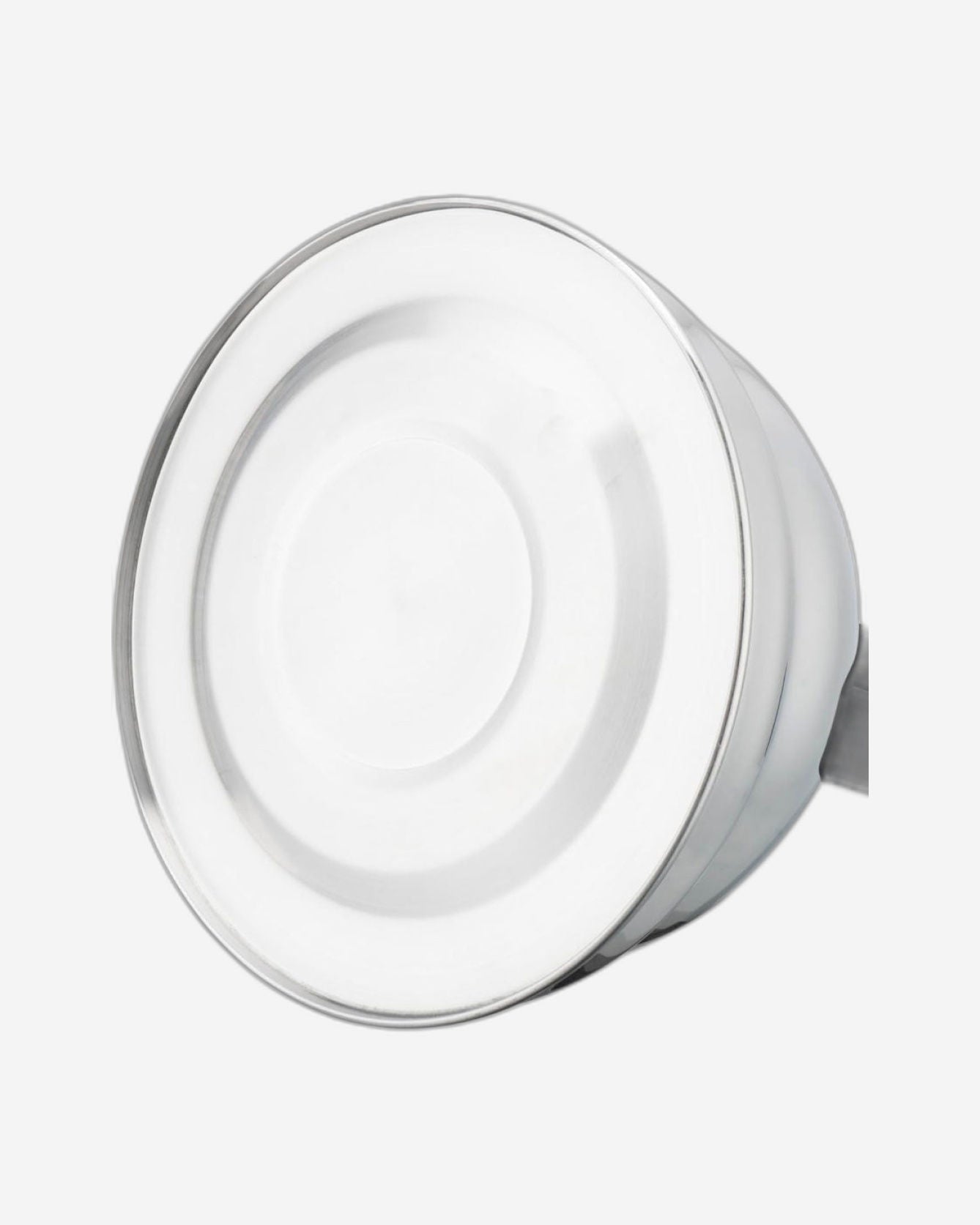 غلاية شاي صفارة من الفولاذ المقاوم للصدأ من كويزين آرت كلارا 201، سعة 2.5 لتر، فضية اللون، مصقولة بمرآة، مقبض نايلون ثابت، بطانة داخلية من الساتان، سريعة الغليان، مناسبة للاستخدام على جميع مواقد الطهي