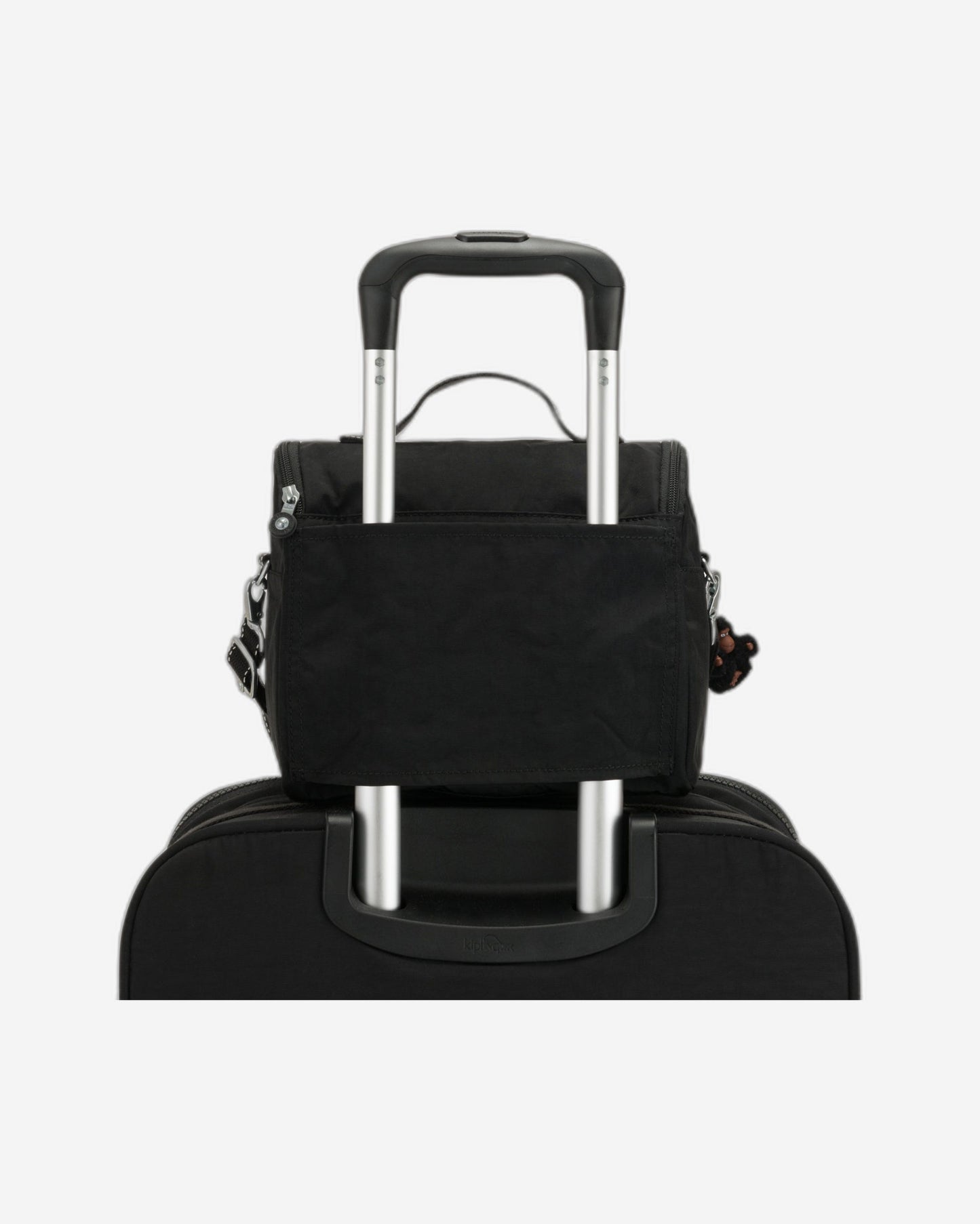 حقيبة غداء كيبلينج نيو كيشيرو ترو بلاك كبيرة مع جراب عربة C215289-J99