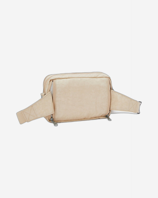 حقيبة Kipling Abanu متعددة الألوان باللون البيج اللامع، صغيرة الحجم، قابلة للتحويل إلى حقيبة خصر (بحزام كتف قابل للإزالة) I3492-5DV