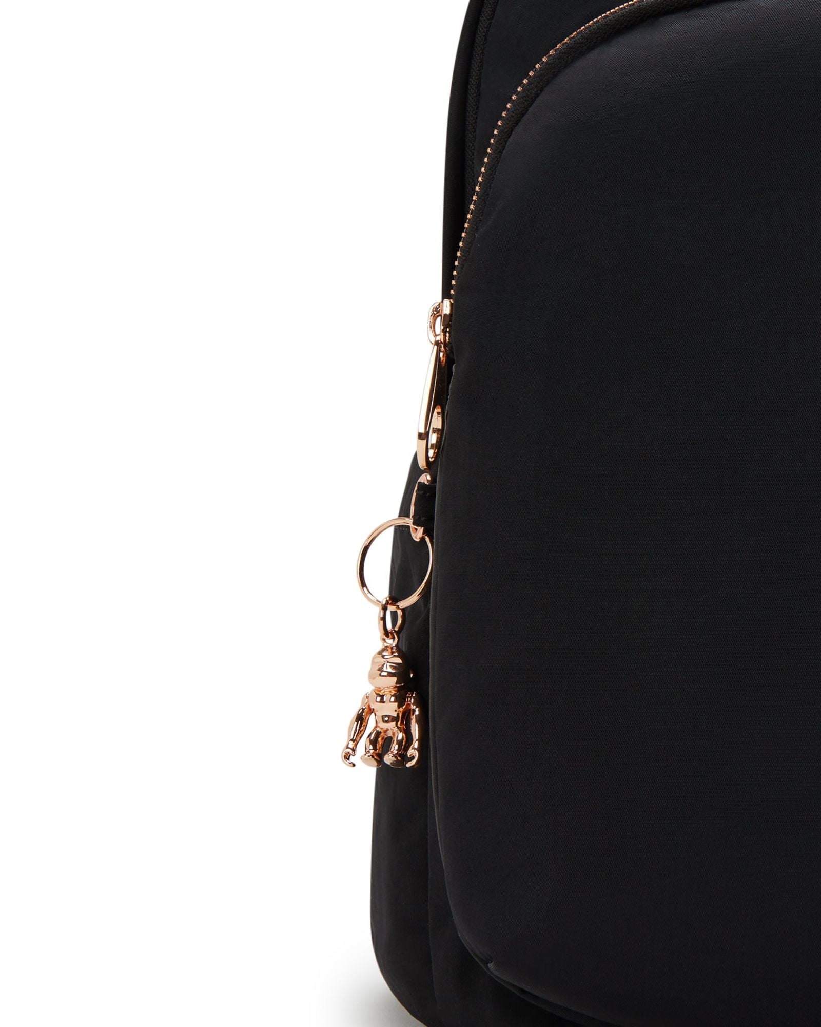 حقيبة ظهر كيبلينج ديليا إم سوداء وردية كبيرة I4869-62Q