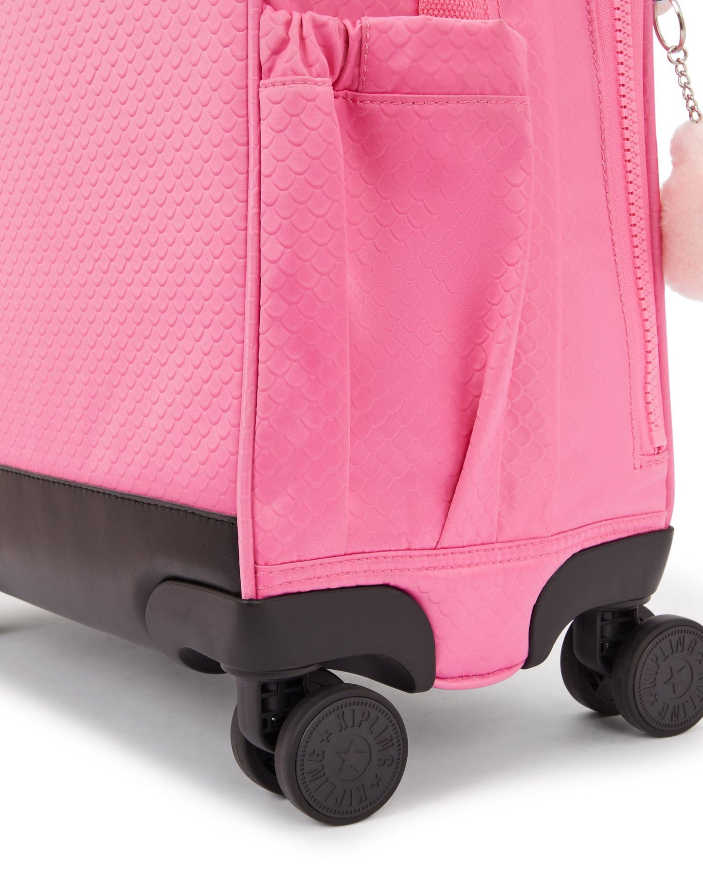 حقيبة كيبلينج نيو ستوريا الوردية ذات العجلات الكبيرة I6827-56J