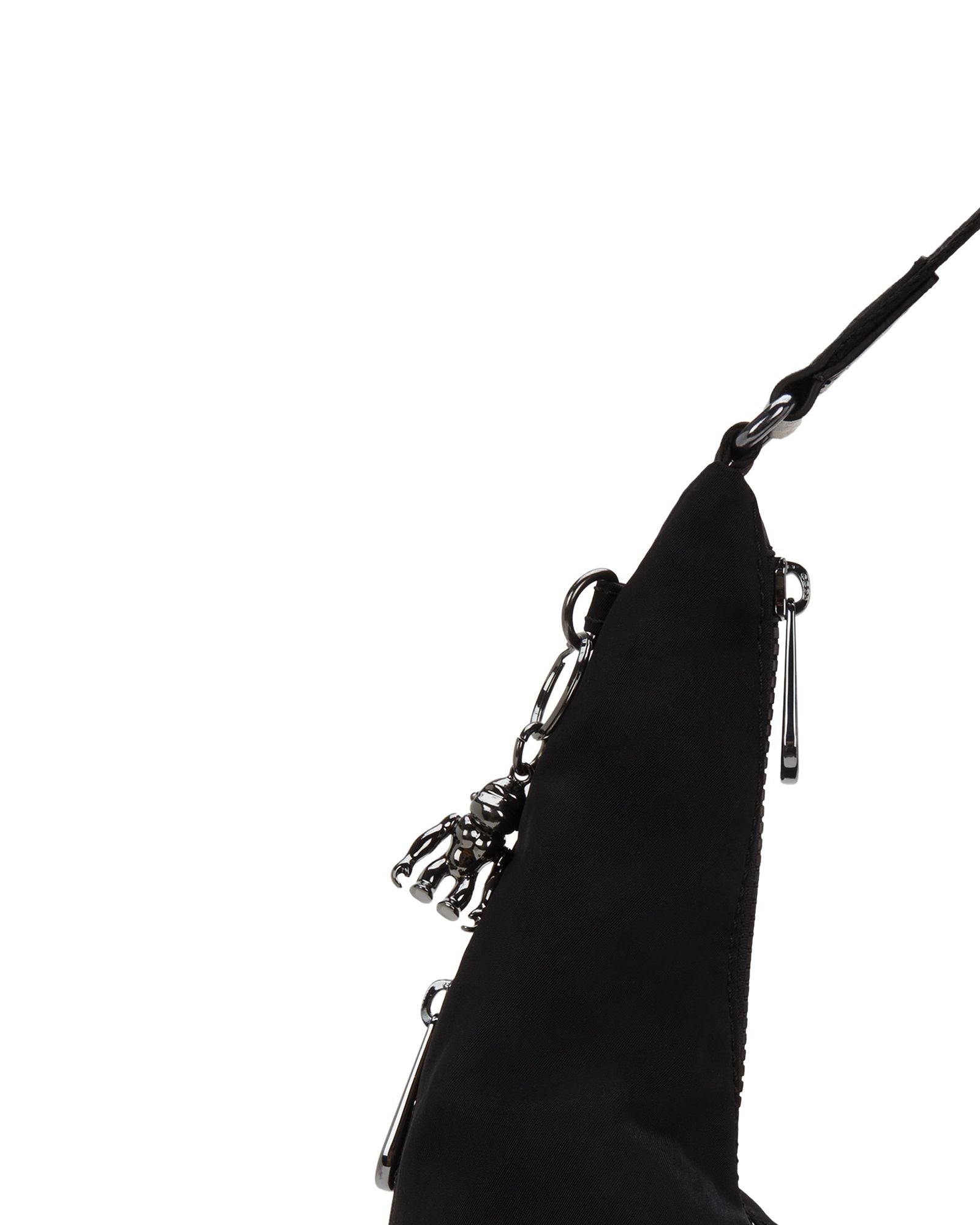 حقيبة كتف كيبلينج إيانا زيب إندلس سوداء متوسطة الحجم I6905-TB4