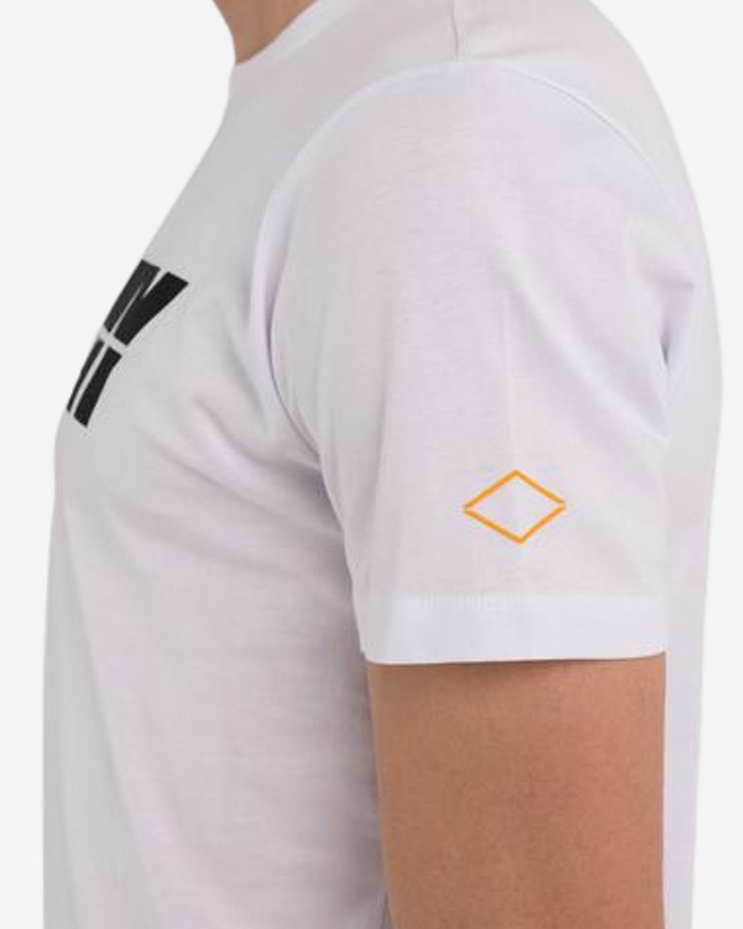 تي شيرت جيرسي مطبوع عليه حروف