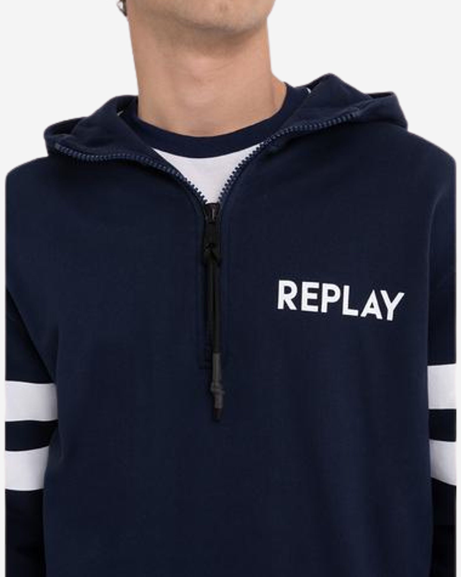 سويت شيرت بنصف سحاب من القطن العضوي