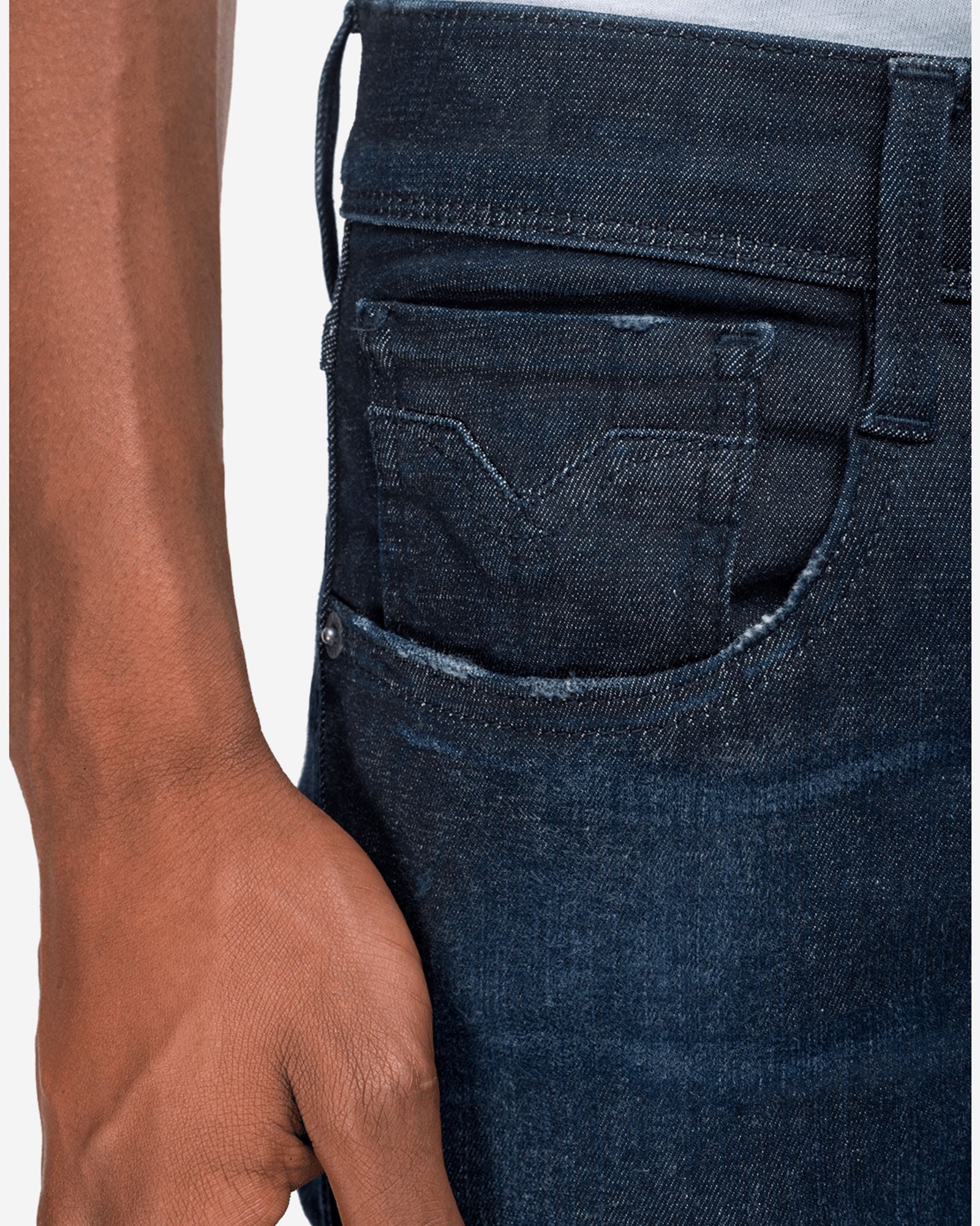 بنطال جينز هايبر فليكس أنباس بقصة ضيقة وسحاب