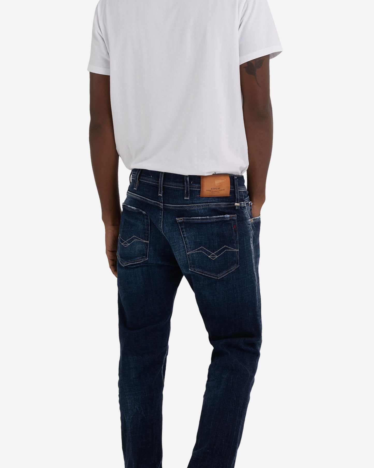 بنطال جينز جوندريل بقصّة Skinny Fit