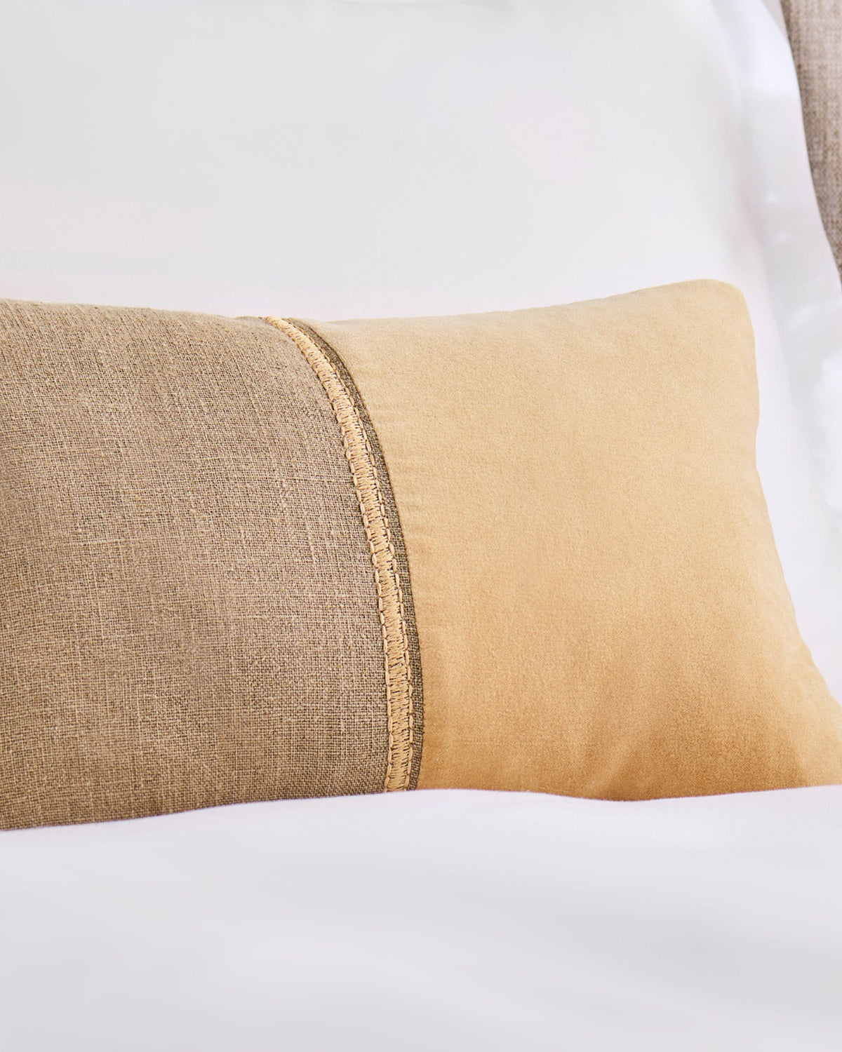 كريستي مينتون وسادة الجمل