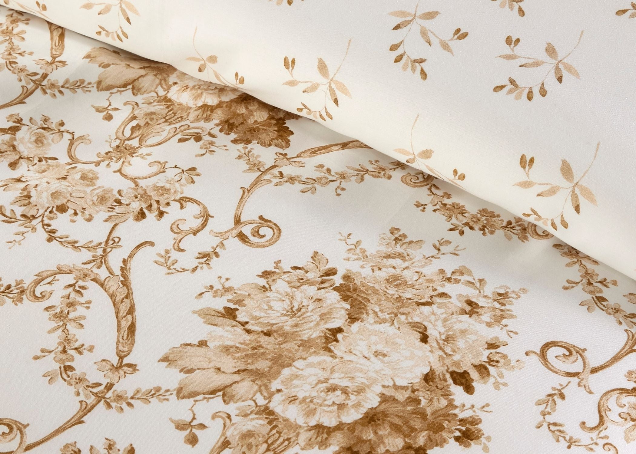 طقم ملاءات كريستي "باريس"