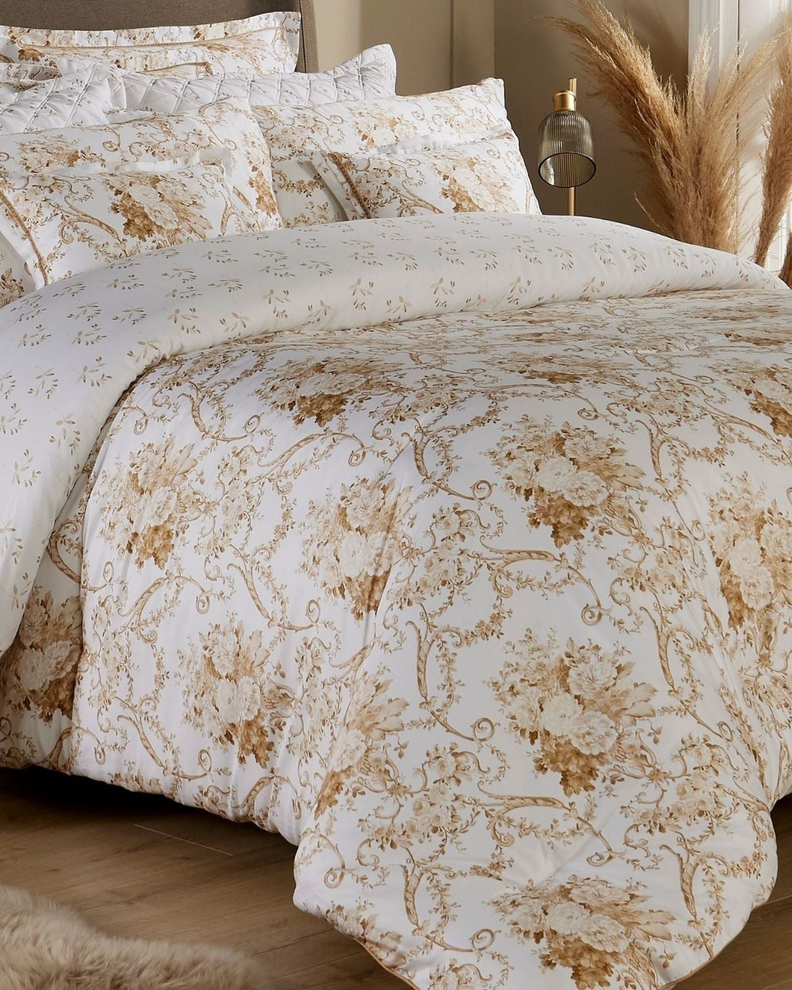 طقم ملاءات كريستي "باريس"