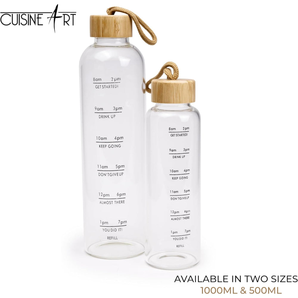 زجاجة مياه زجاجية من بوروسيليكات من كويزين آرت روس، سعة 1000 مل، مزودة بعلامة زمنية، مقاومة للتسرب وخالية من مادة BPA، مع غطاء من الخيزران، مناسبة للرياضة والأنشطة الخارجية والمكتب والمنزل