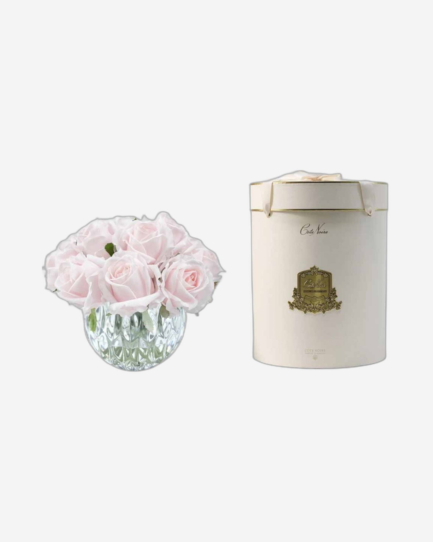 باقة براعم الورد في مزهرية زجاجية مع ١٣ زهرة حريرية اصطناعية