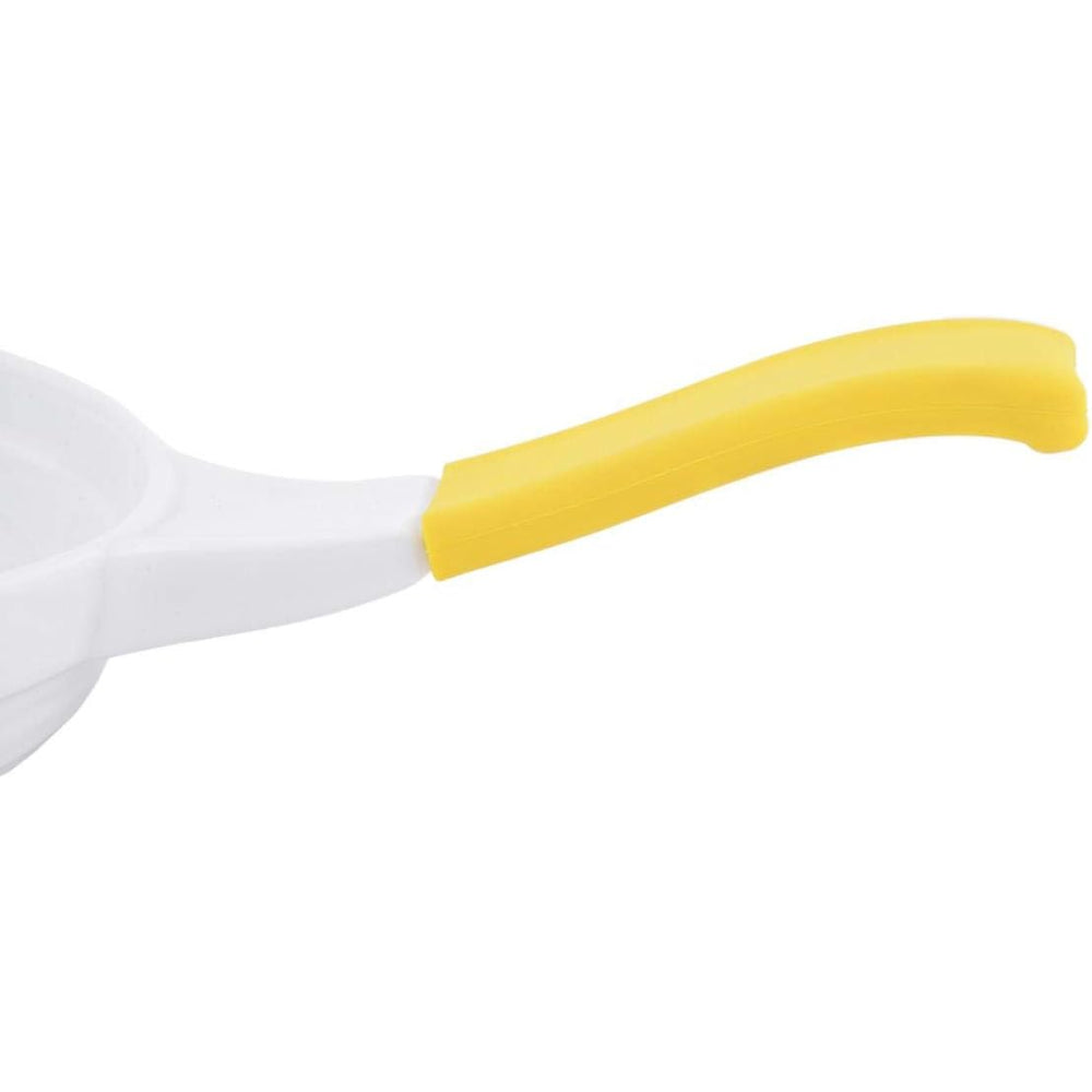 مقلاة سيراميك بيضاء ضحلة بمقبض سيليكون، باللونين الأبيض والأصفر - أواني طهي غير لاصقة لسهولة الطهي