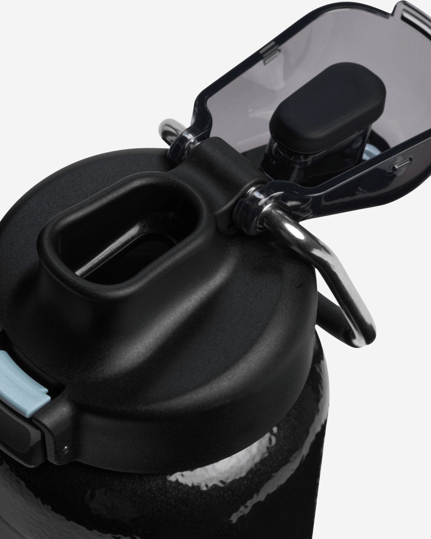 Stanley Classic Wellspring Bottle 700 ml Hammertone Black