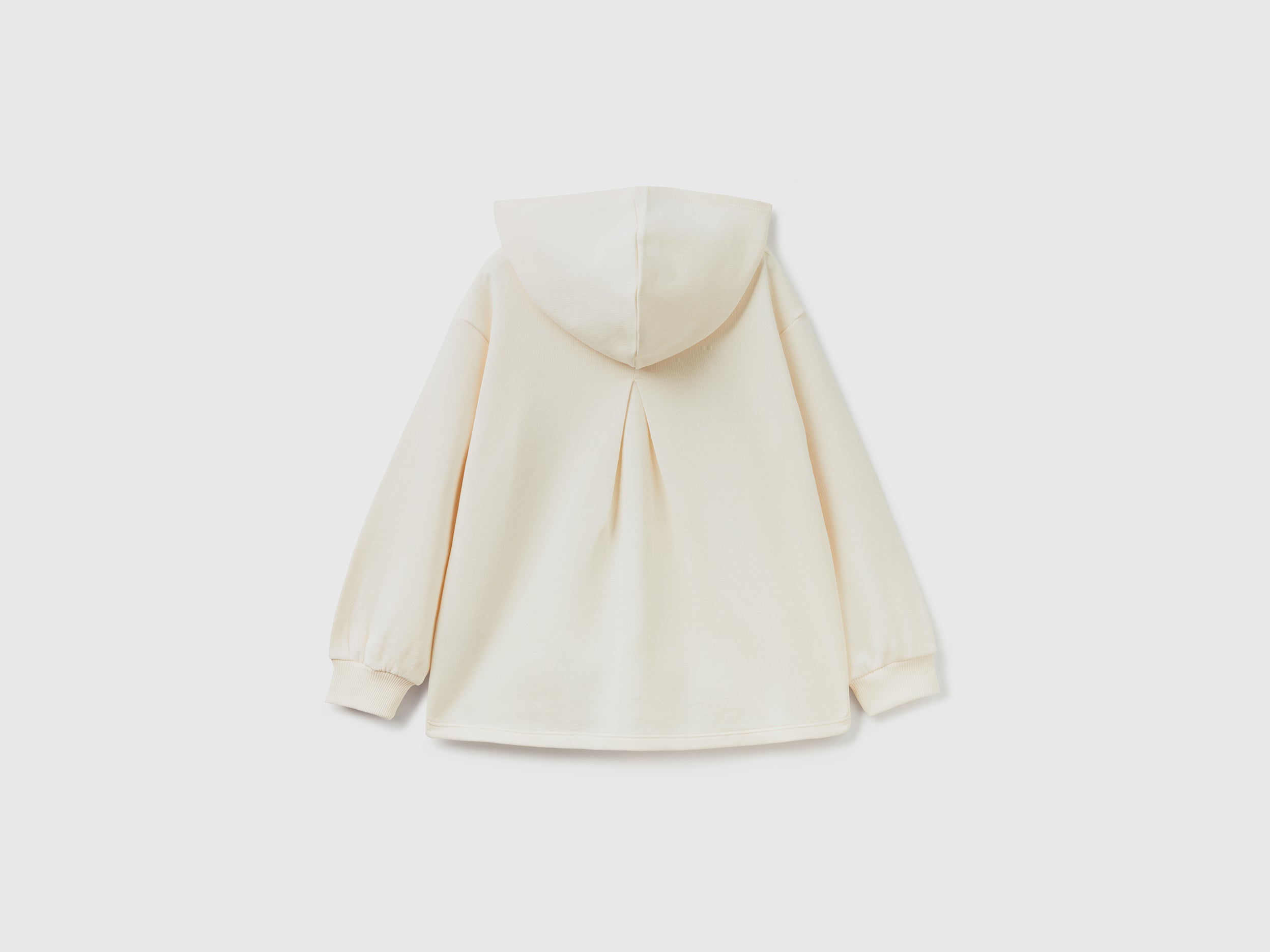 سويت شيرت بسحاب مع تطريز "BE"