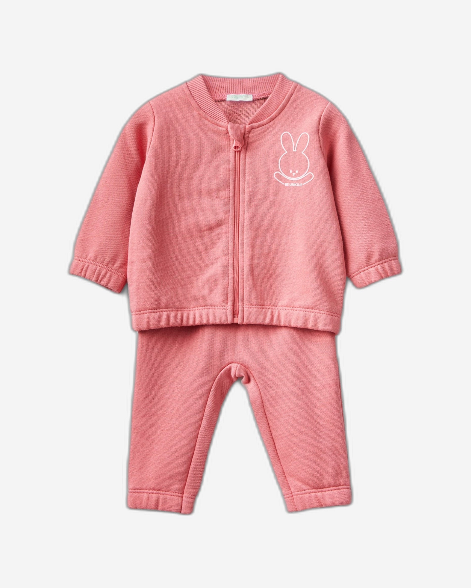 ملابس رياضية من القطن العضوي