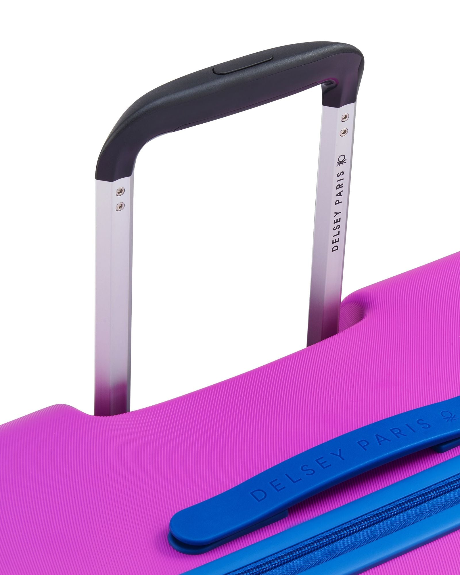 عربة أمتعة UCOB Fabrica 4 ذات العجلات المزدوجة والغطاء الصلب غير القابل للتمدد