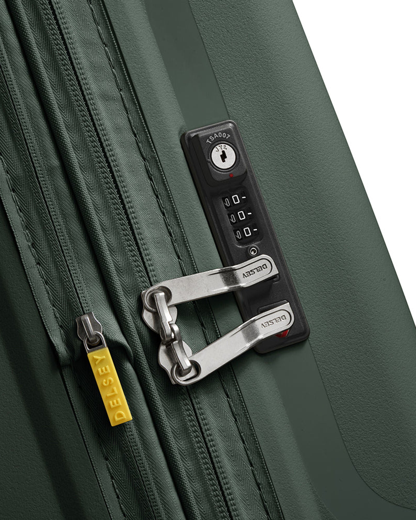 حقيبة ديلسي باريس كلافيل (مادة معاد تدويرها)