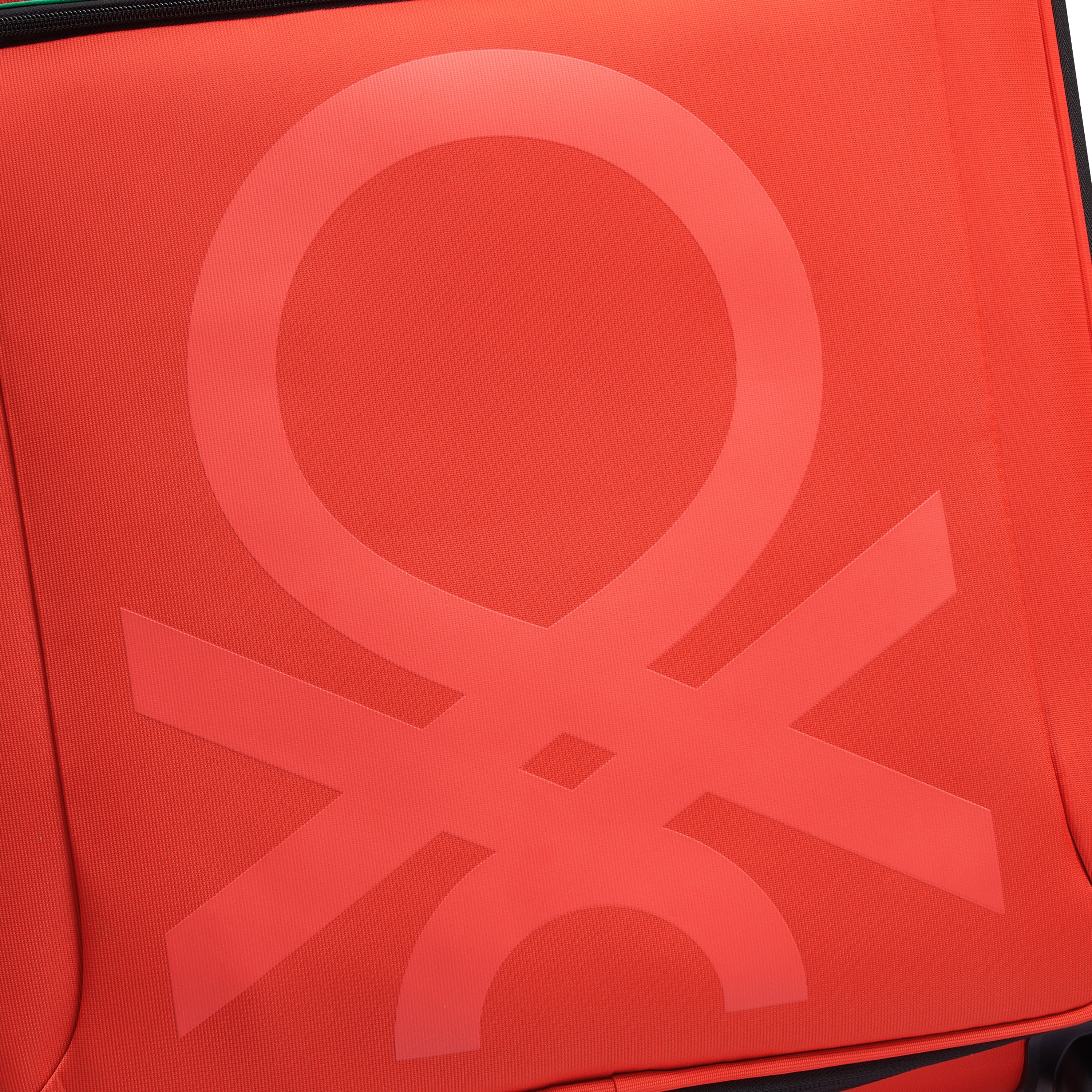 حقيبة سفر ناعمة قابلة للتمدد بعجلتين من UCB Color Block 4