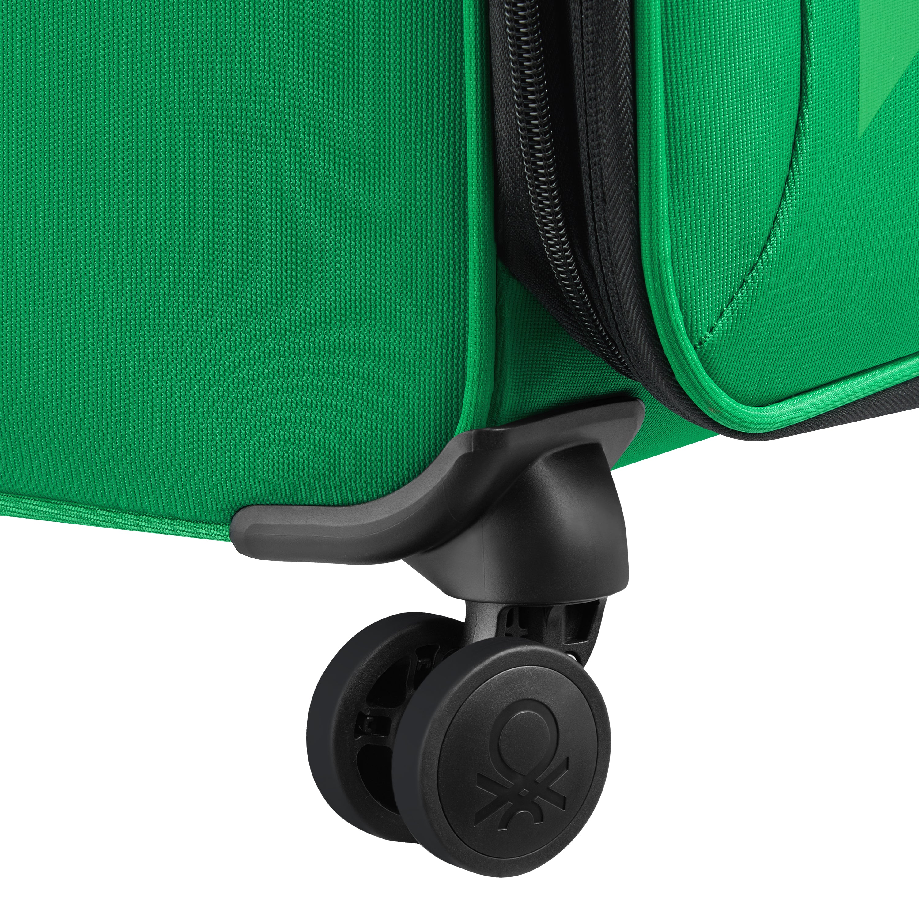 حقيبة سفر ناعمة قابلة للتمدد بعجلتين من UCB Color Block 4