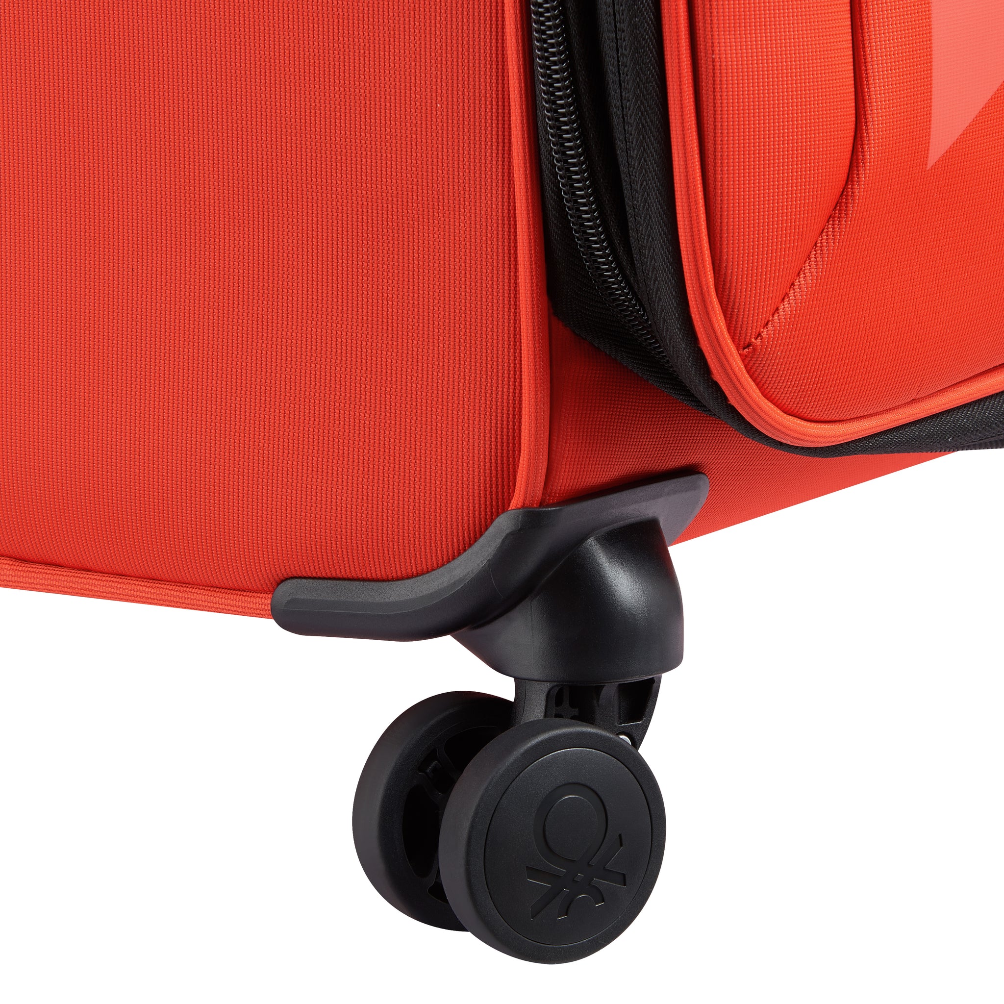 حقيبة سفر ناعمة قابلة للتمدد بعجلتين من UCB Color Block 4