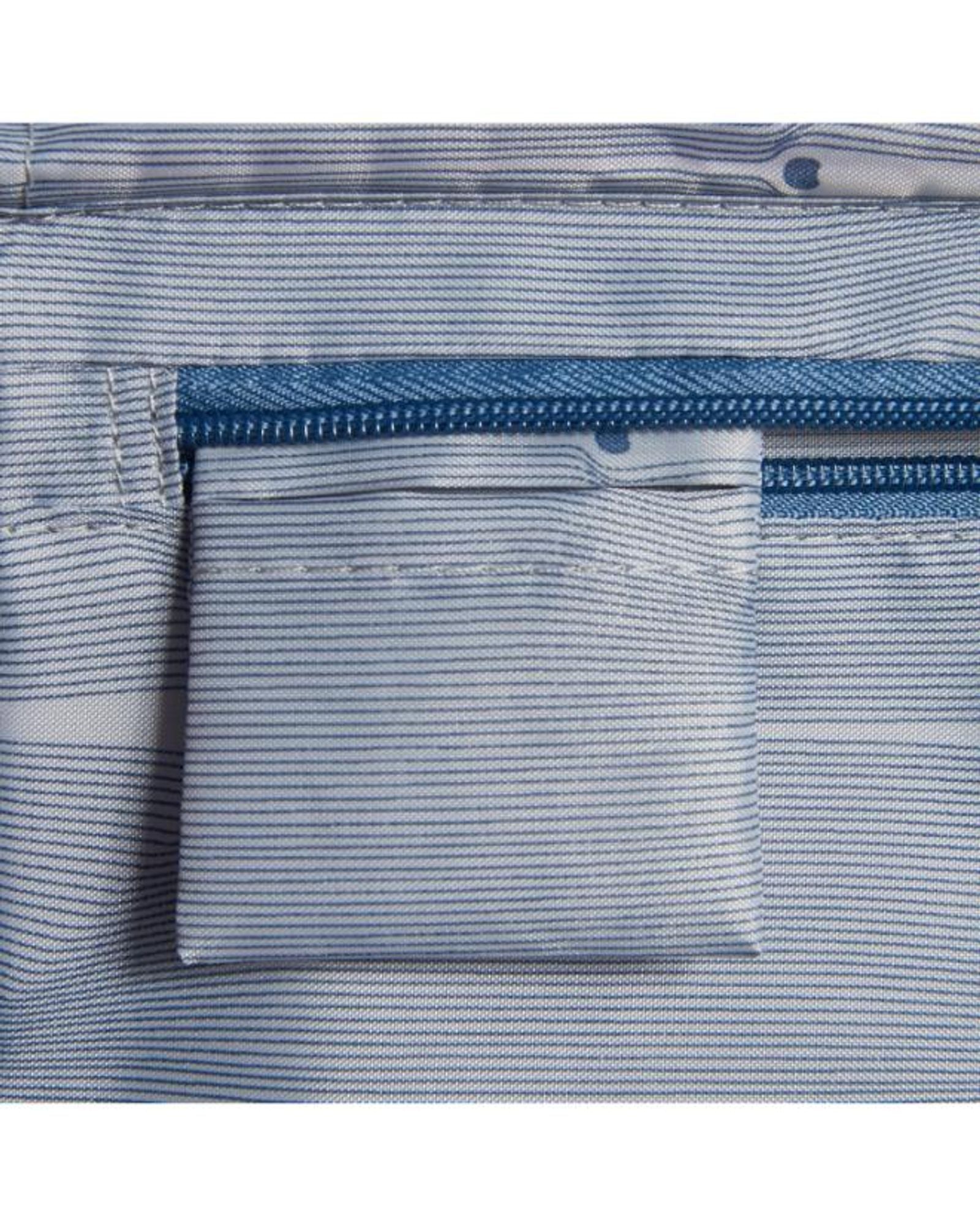 حقيبة ديلسي باريس فري ستايل القابلة للتوسيع بأربع عجلات