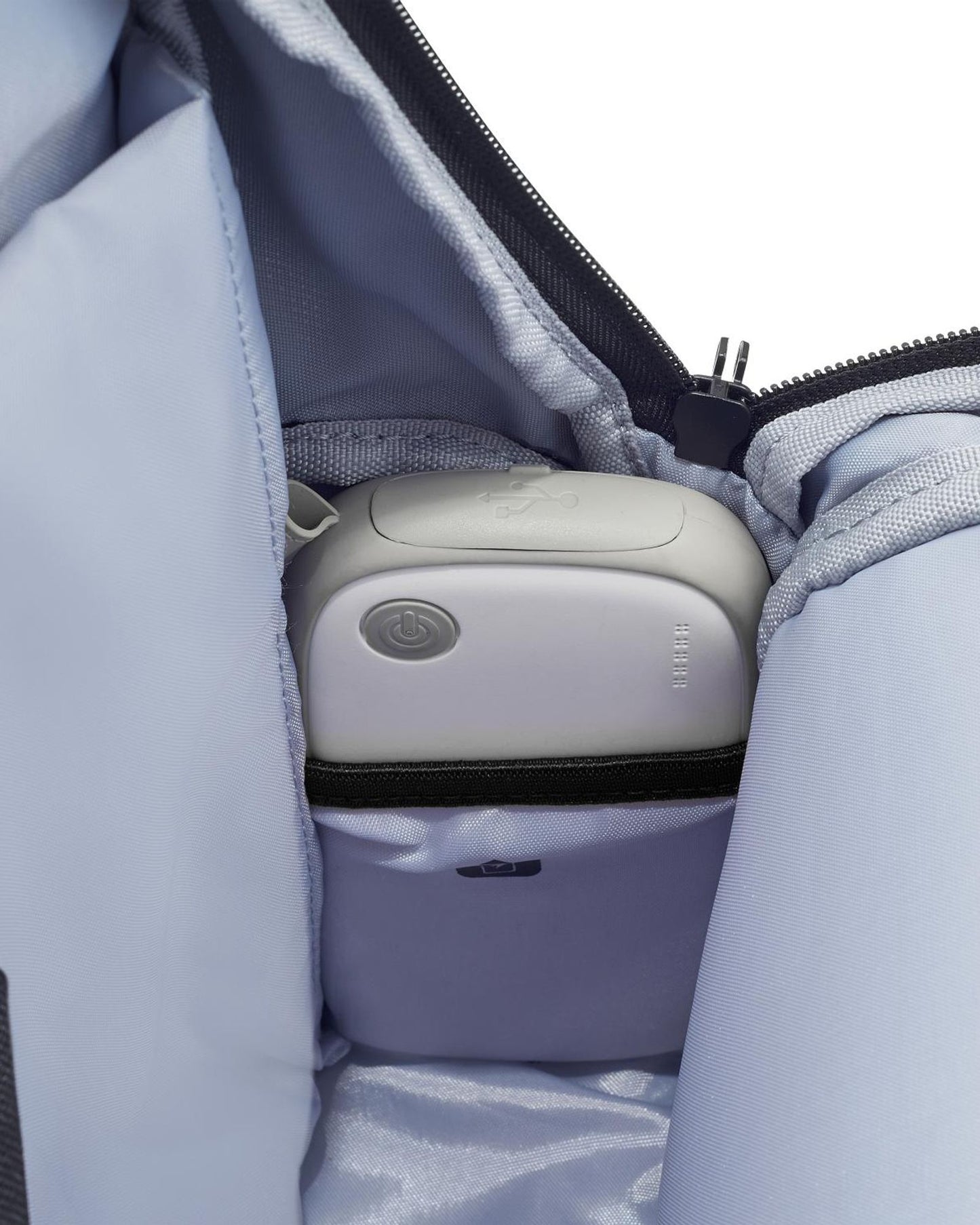 حقيبة ظهر ديلسي باريس بارفيس+ لابتوب بحجرتين مقاس 13.3 بوصة، لون أسود - 394460200