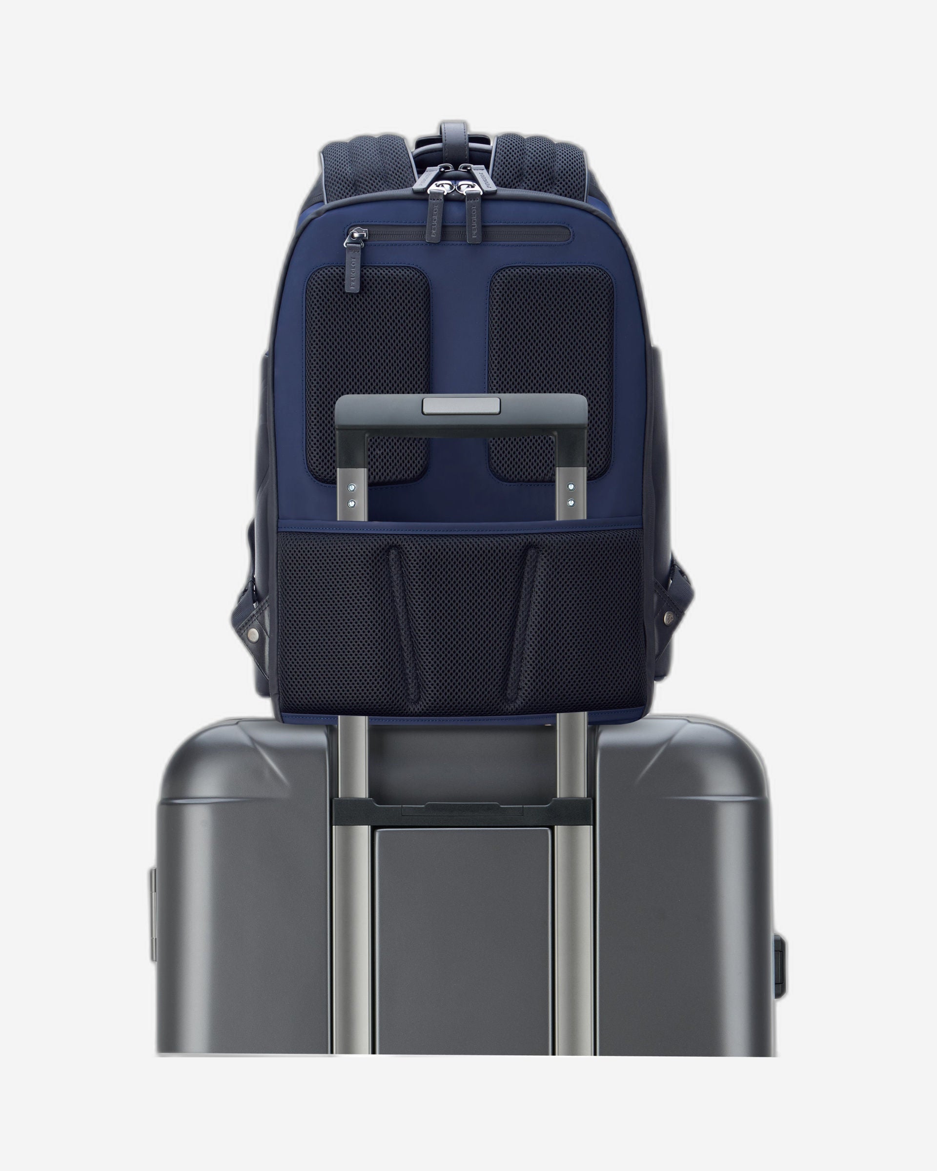 حقيبة ظهر بيجو فوياجيز للسفر مقاومة للماء مقاس 18 بوصة