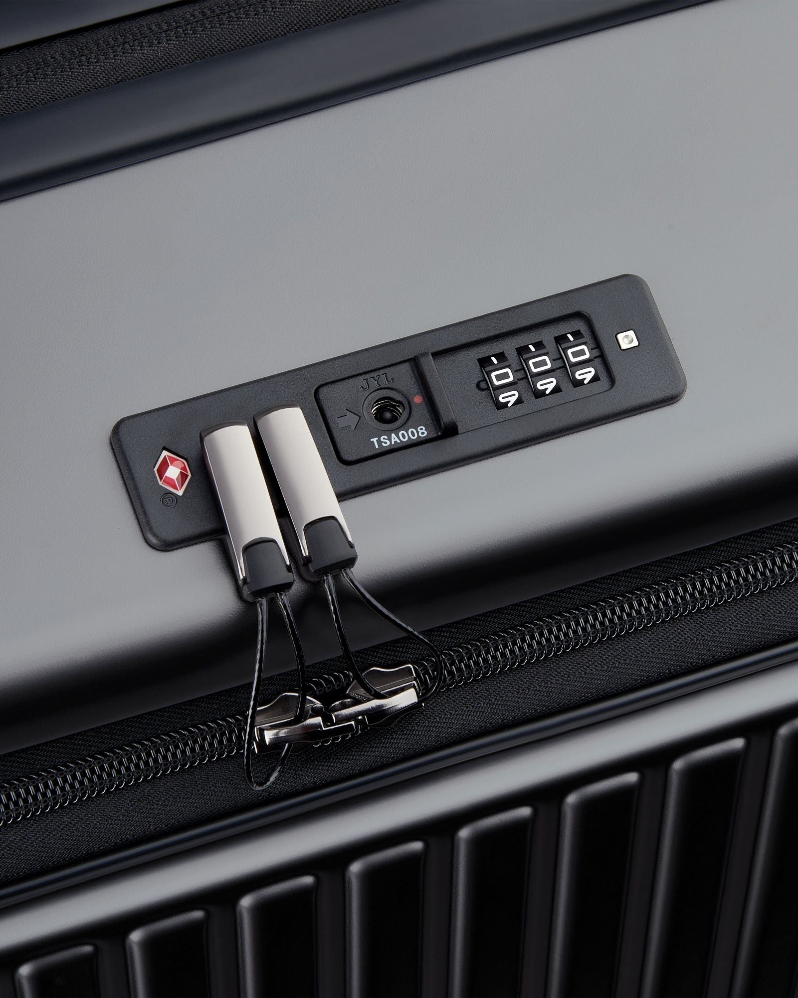 افتتاح ديلسي باريس سيكيورتايم