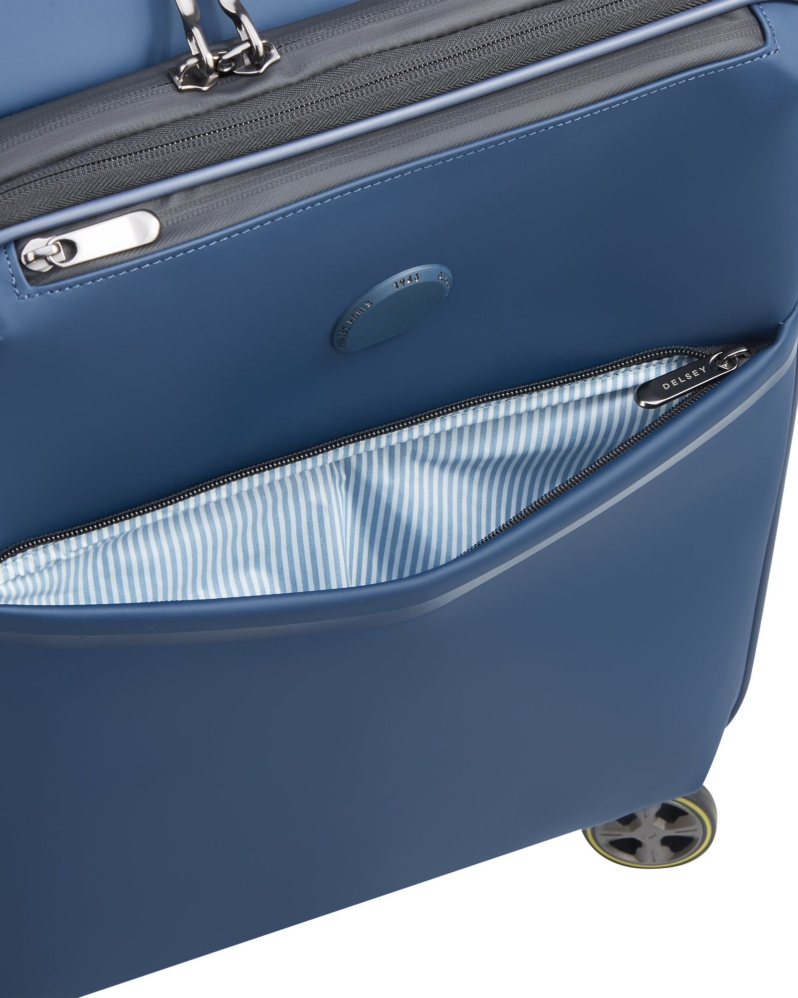 حقيبة ديلسي باريس تورين 2.0 ذات العجلات الأربع القابلة للتوسيع ذات الغطاء الناعم