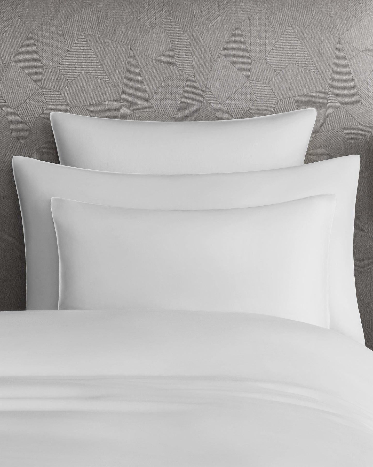 Togas Avari Pillowcase in White
