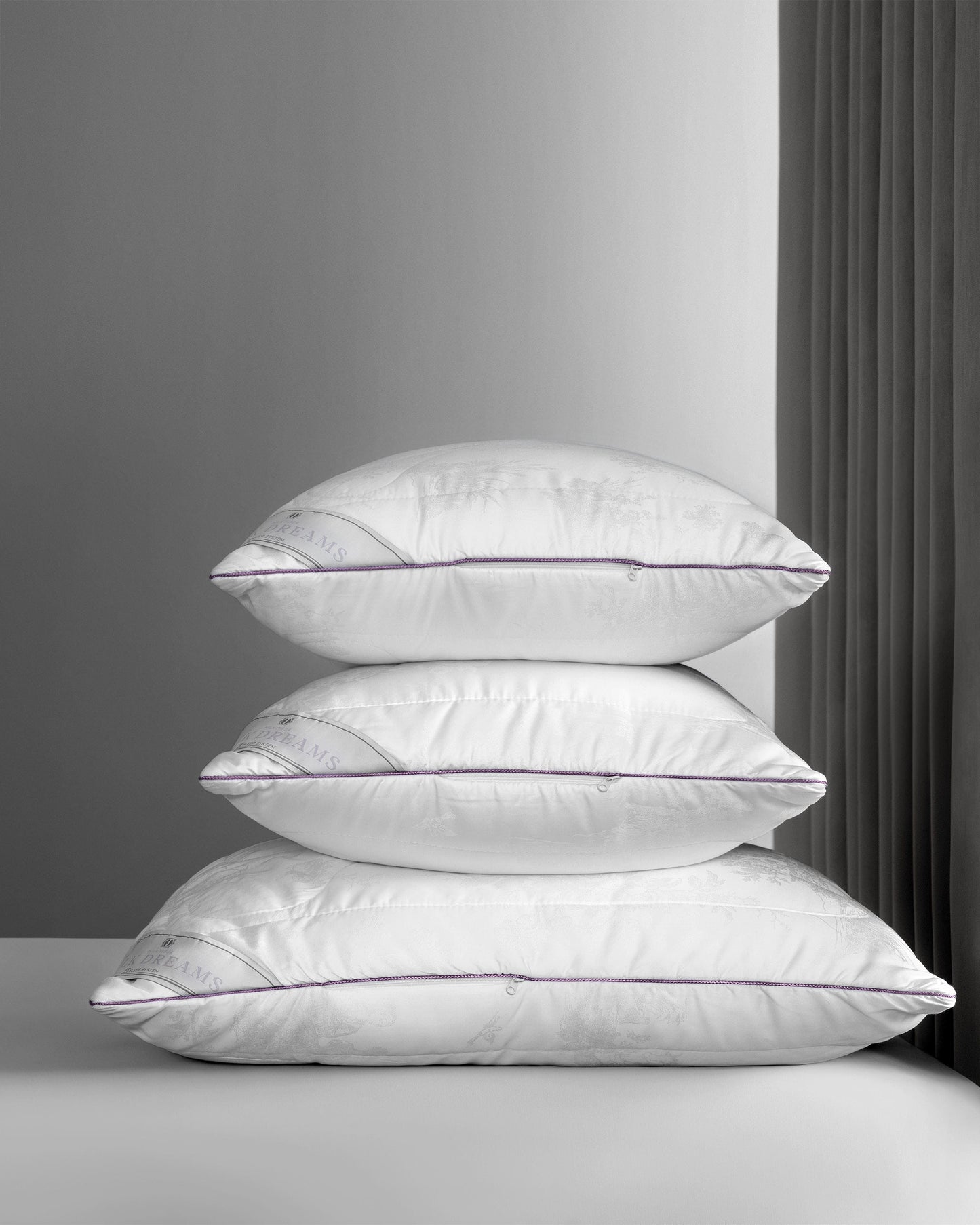 Togas Milk Dreams pillow