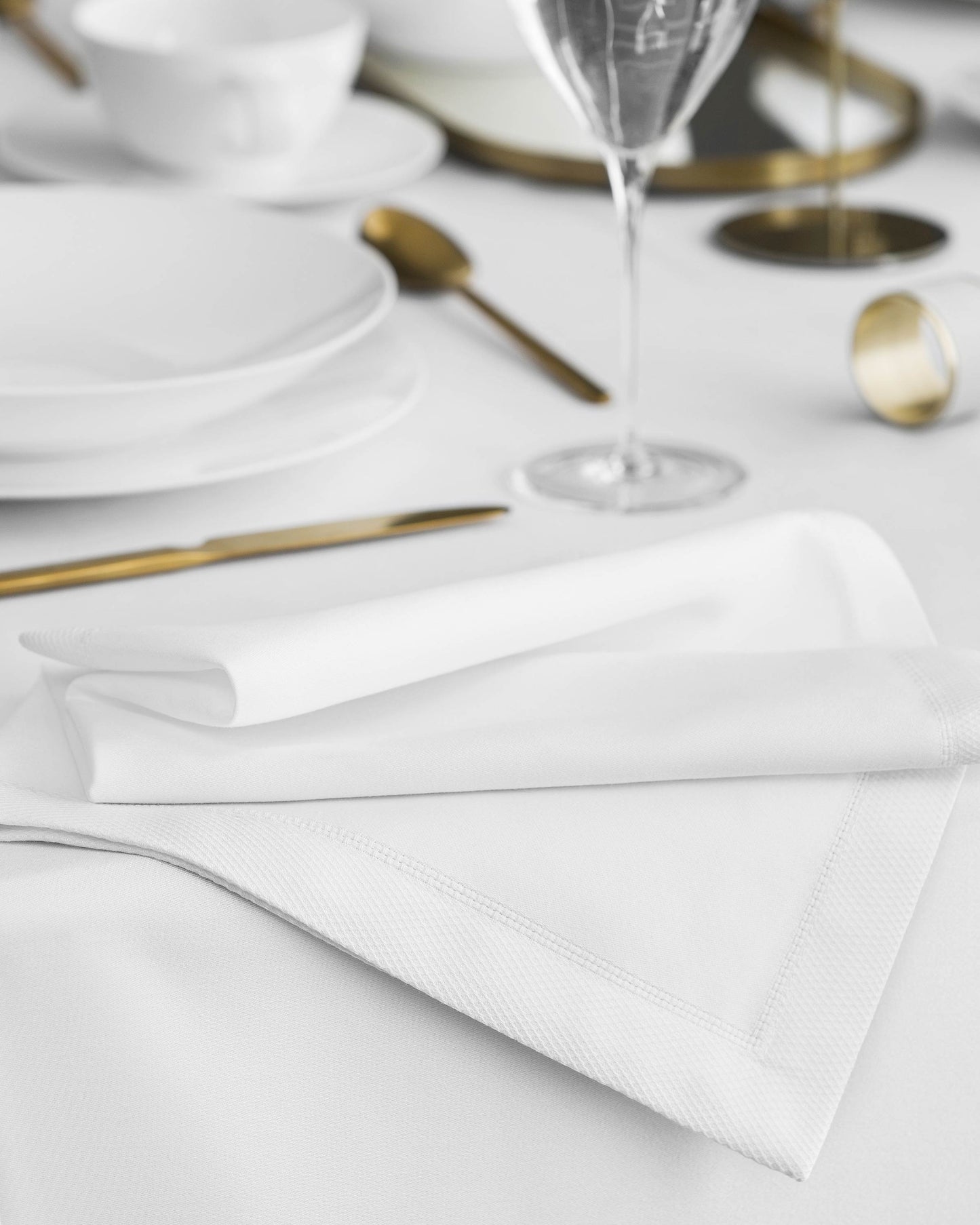 Togas Arrica Napkin in White