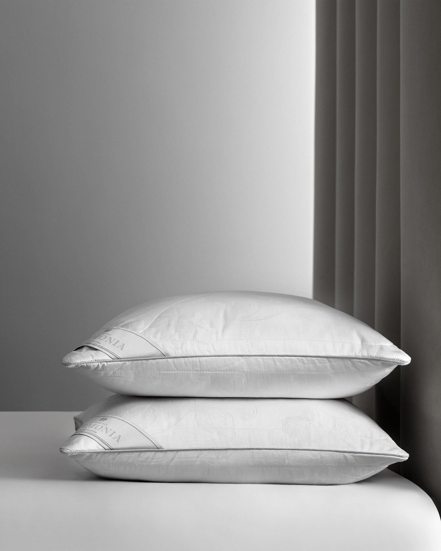 Togas Harmonia plant fiber pillow