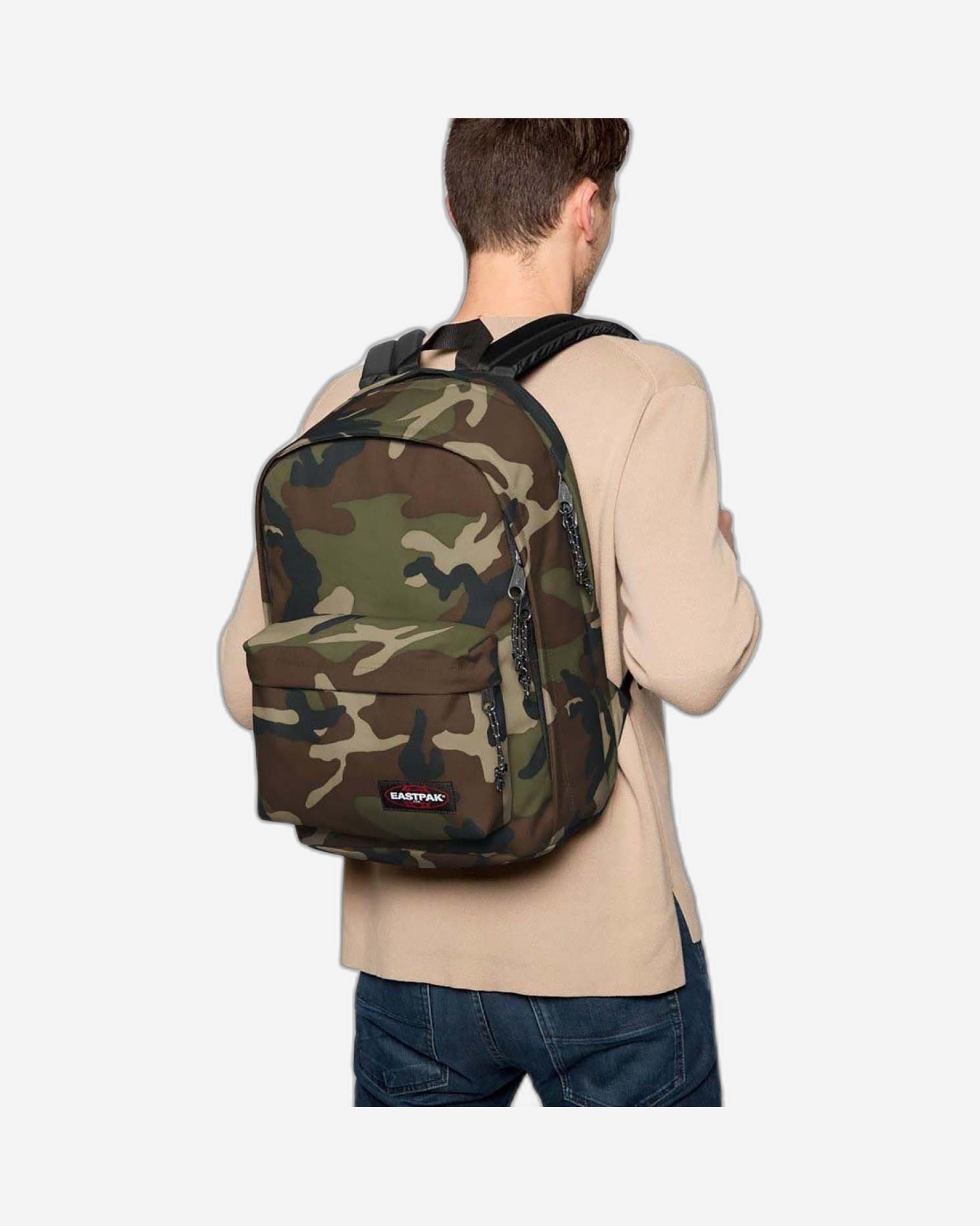حقيبة ظهر إيست باك باك تو ورك كامو متوسطة الحجم للكمبيوتر المحمول - EK0009361811