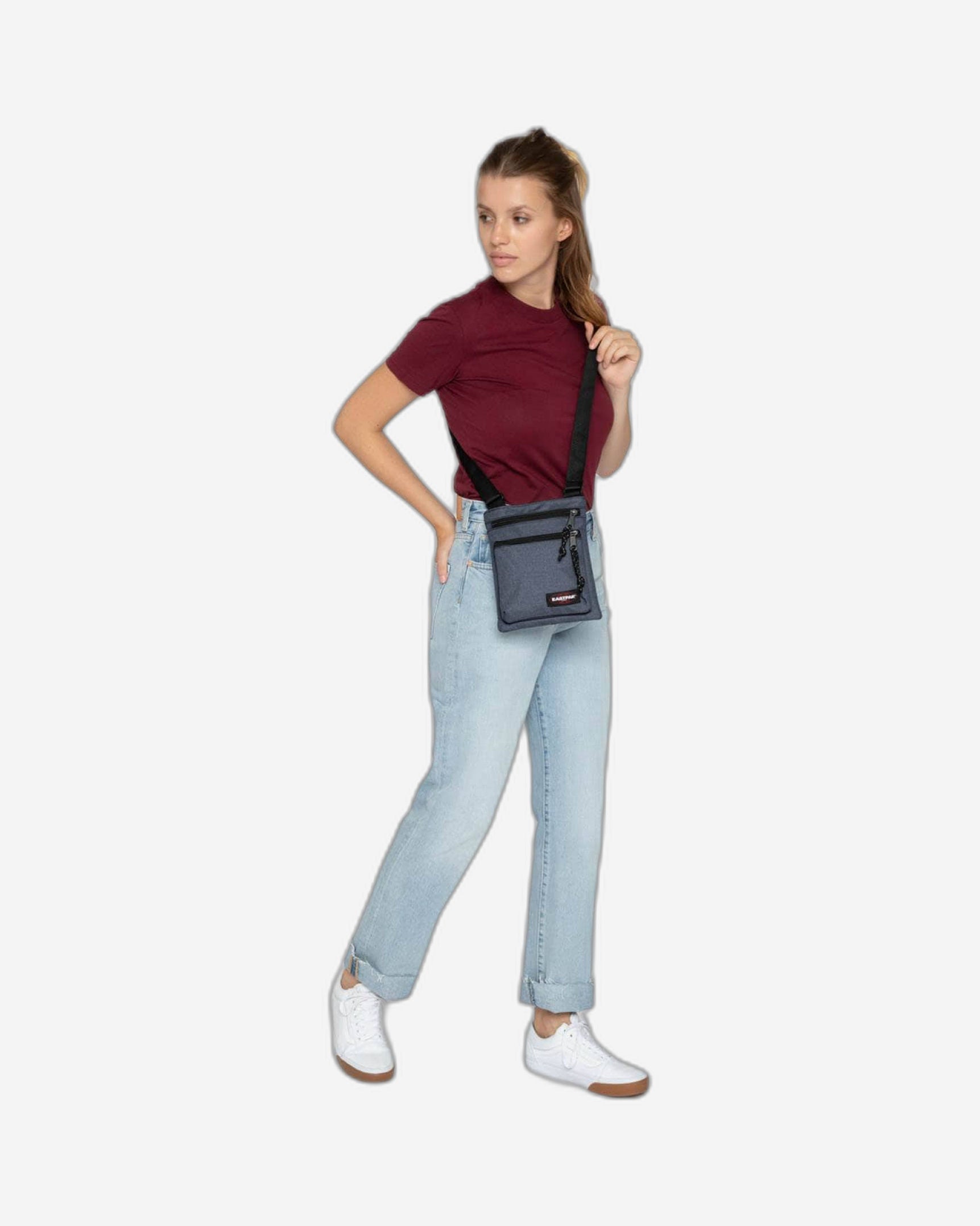 حقيبة كروس بودي من إيستباك راشر كرافتي جينز - EK08942X