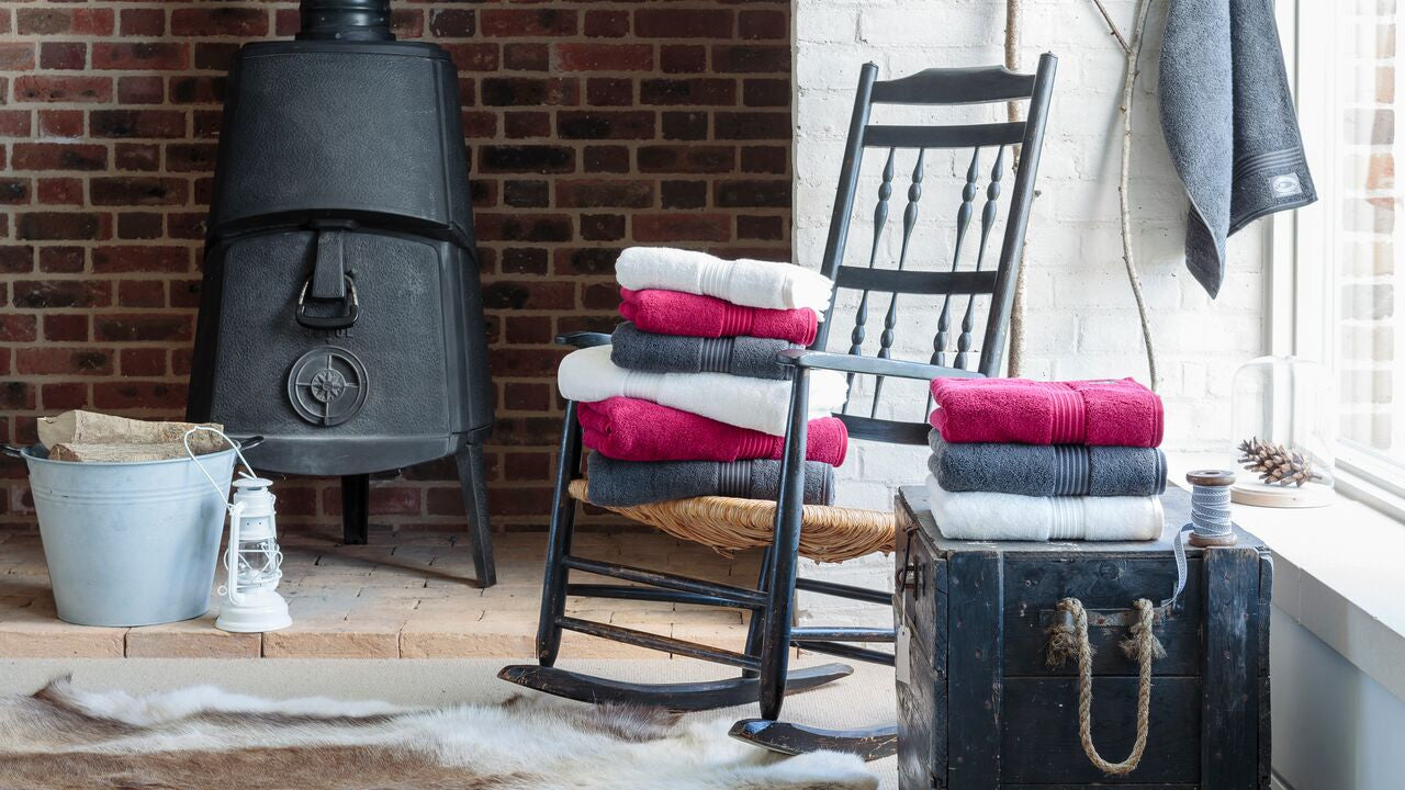 مجموعة مناشف وسجادات الاستحمام