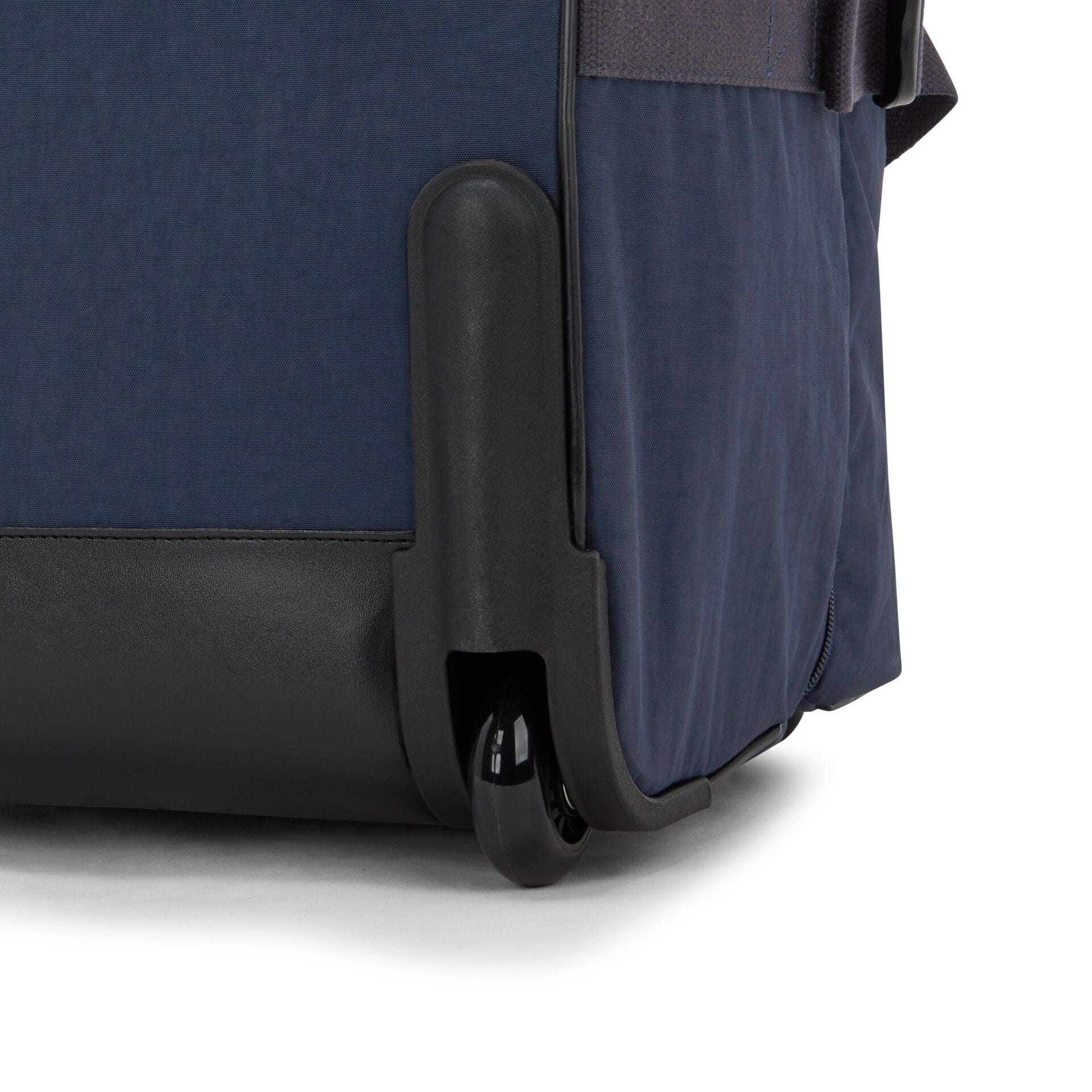 حقيبة سفر كيبلينج تيجان L زرقاء بعجلات كبيرة C213117-96V