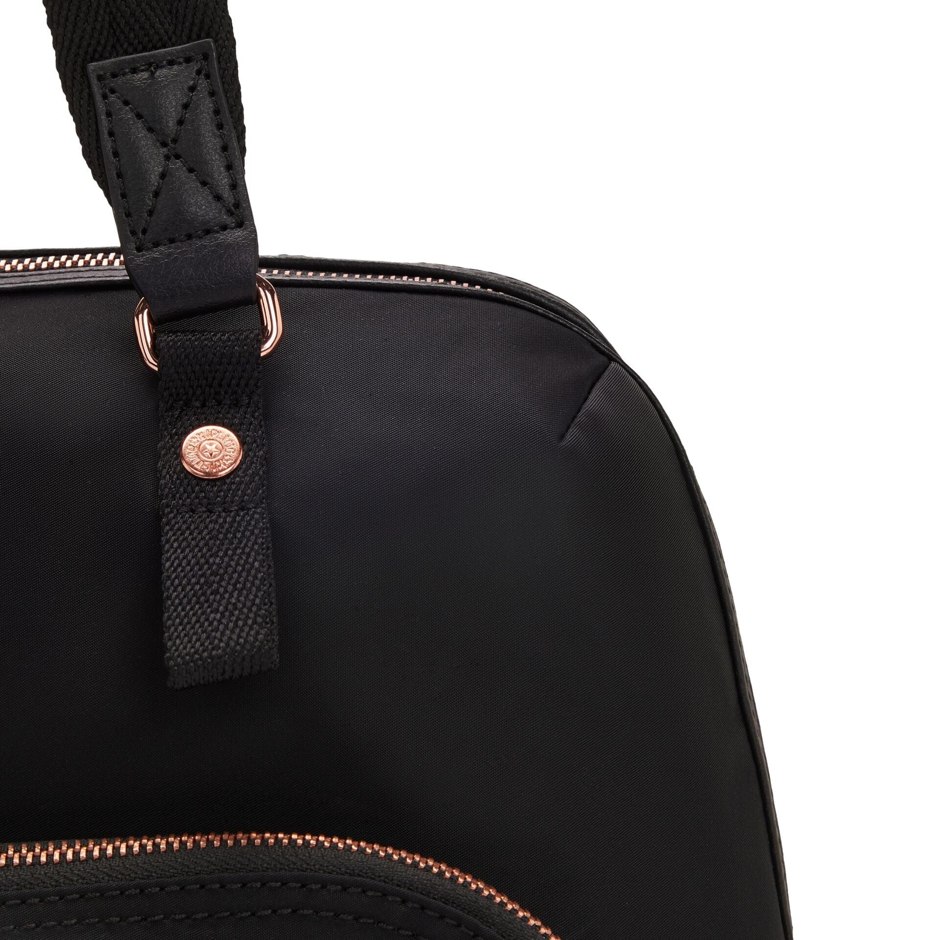 حقيبة كتف كبيرة من كيبلينج لينزا روز باللون الأسود C2I5427-53H